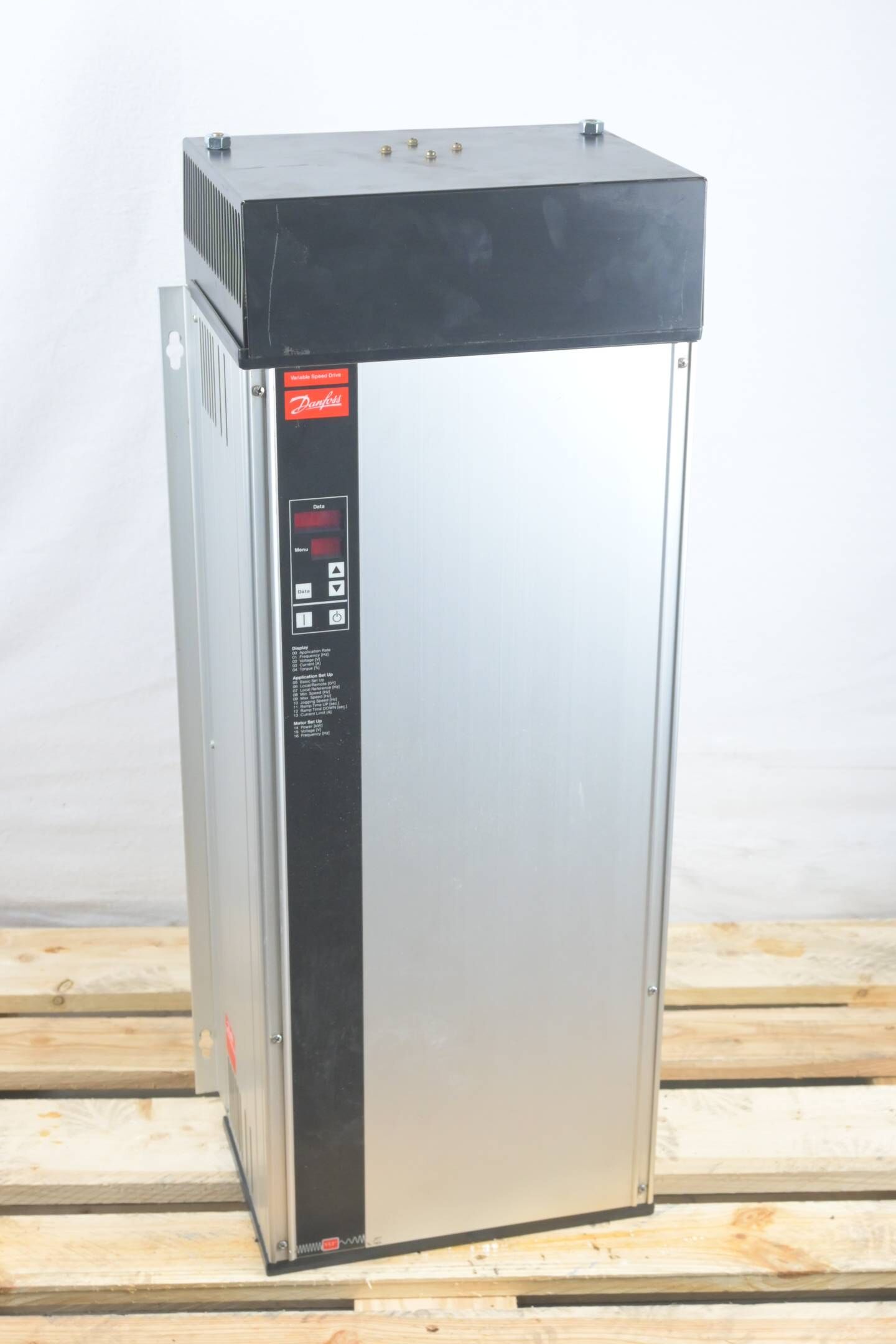 Danfoss Frequenzumrichter VLT Type 3022 ( 175H1238 )