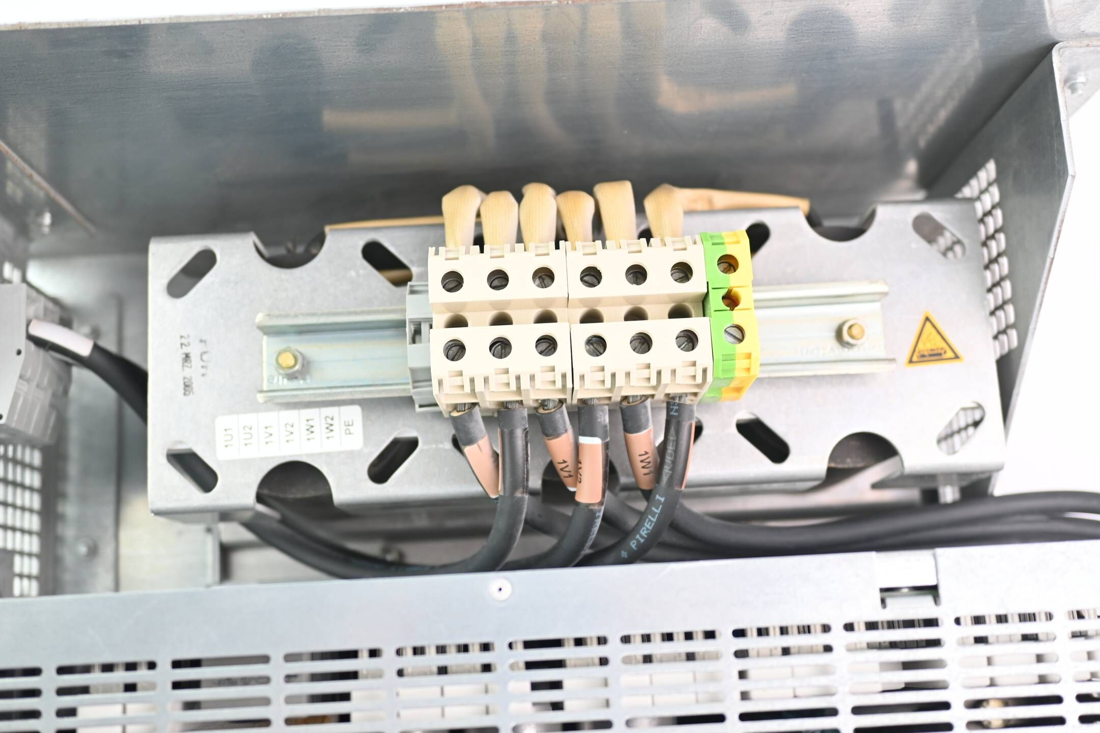 Siemens Simodrive Adapter Set 36KW 6SN1162-0GA00-0CA0 Ver.A inkl.Netzfilter 6SL3000-0BE23-6AA0