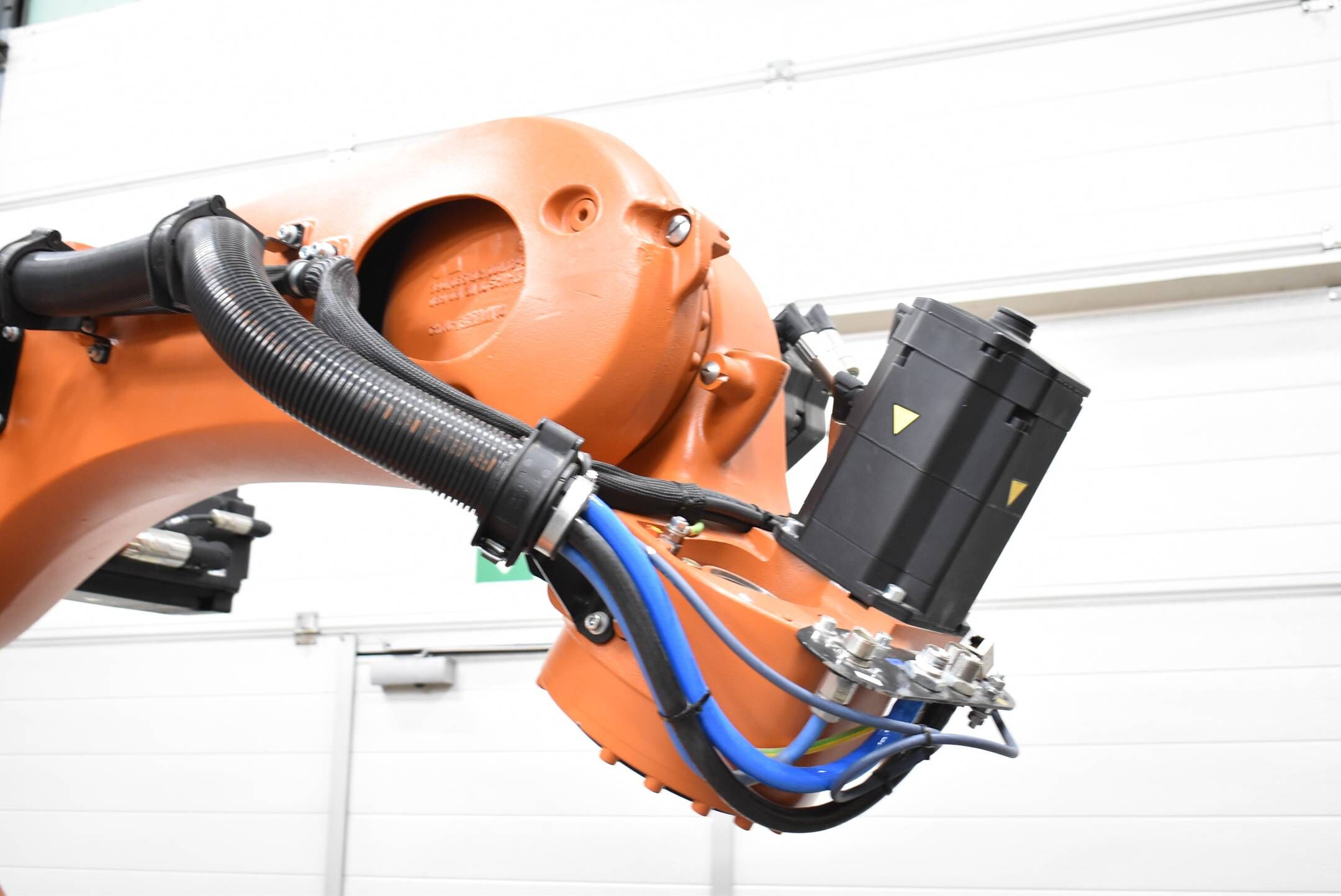 Kuka Roboter KR 470-2 PA + Schaltschrank KR C4 + Bedienpanel 00-168-334