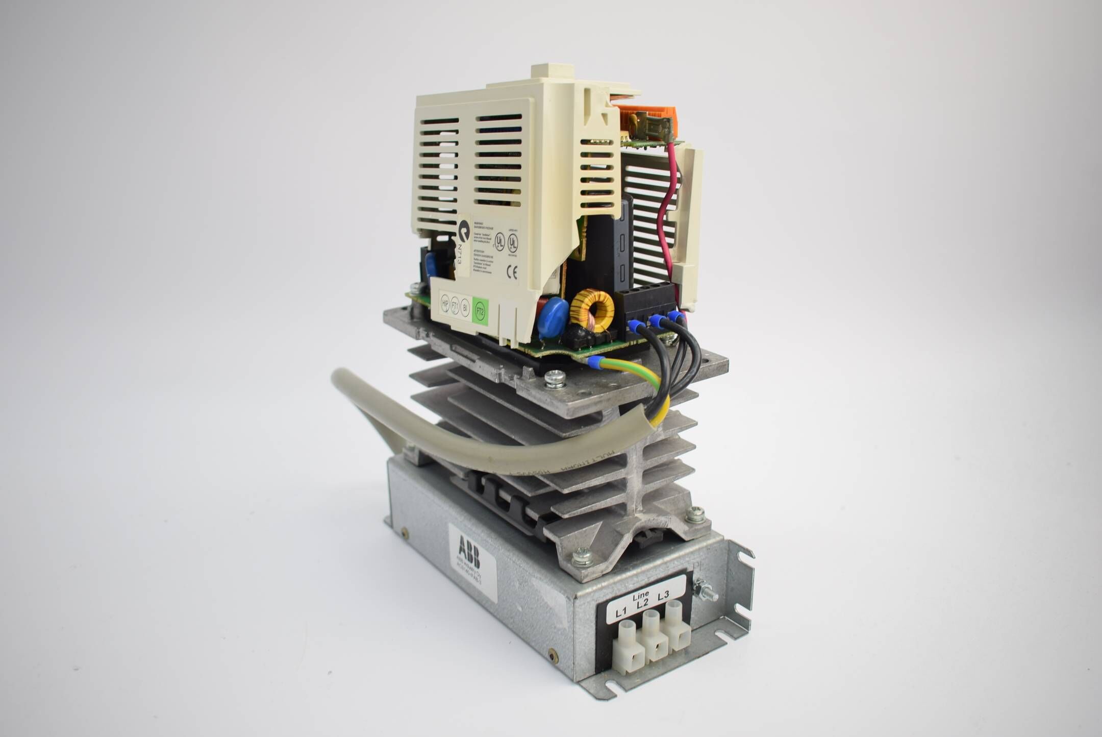 DEFEKT ABB Frequenzumrichter ACS 143-1K6-3 ( inkl. ACS 140-IFAB-3 )