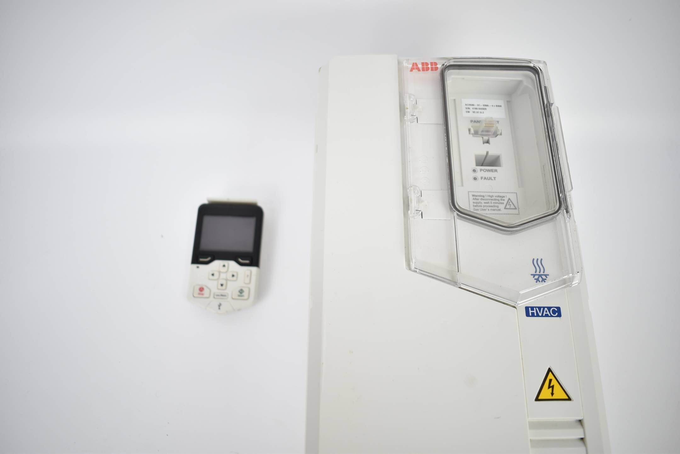 ABB Frequenzumrichter ACH580-01-039A-4+B056 inkl. Bedienpanel ACS-AP-I