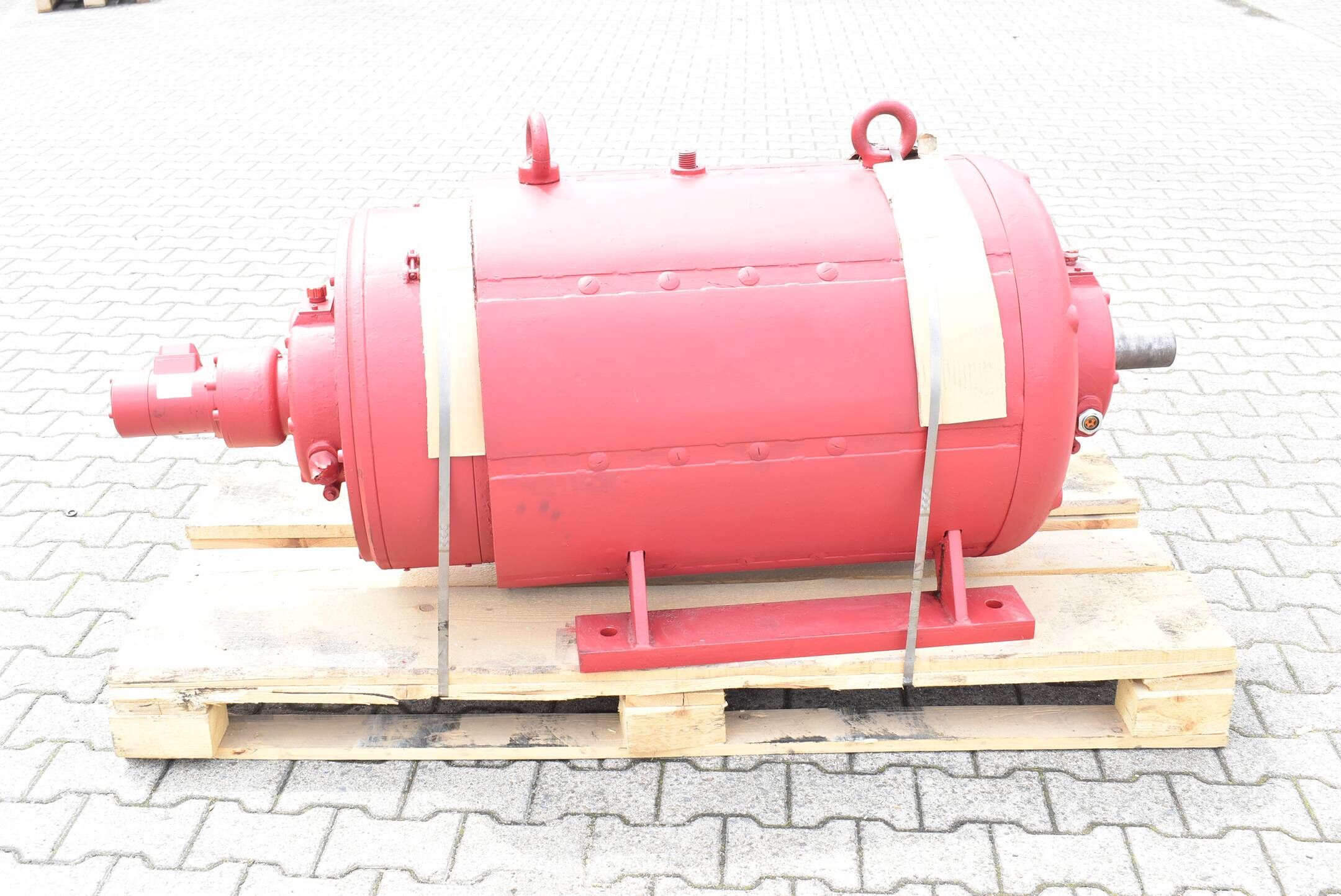 Kessler KG. Motor 800/1600rpm 54kW 380V ( M0 6188/1 ) inkl. Tacho GMP 1,0 LS-7