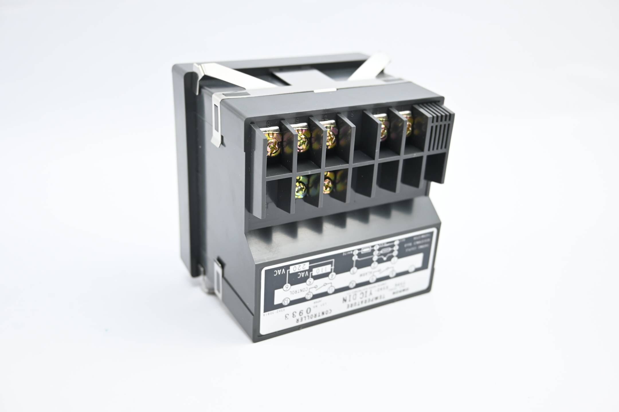 Omron Temperatur Controller 0-200°C 110/220 VAC ( E5H2-YIC-DIN )