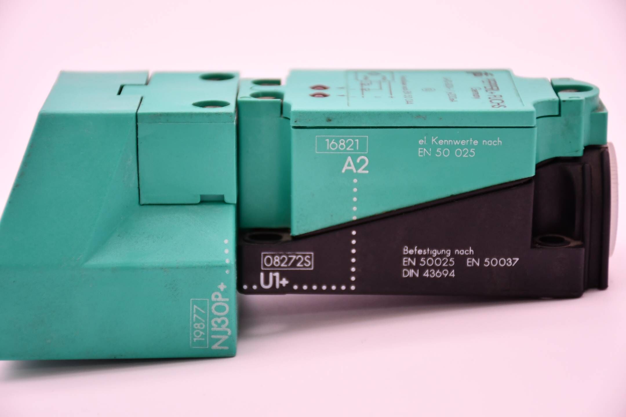 Pepperl+Fuchs Näherungsschalter VariKont 16821 08272S 19877