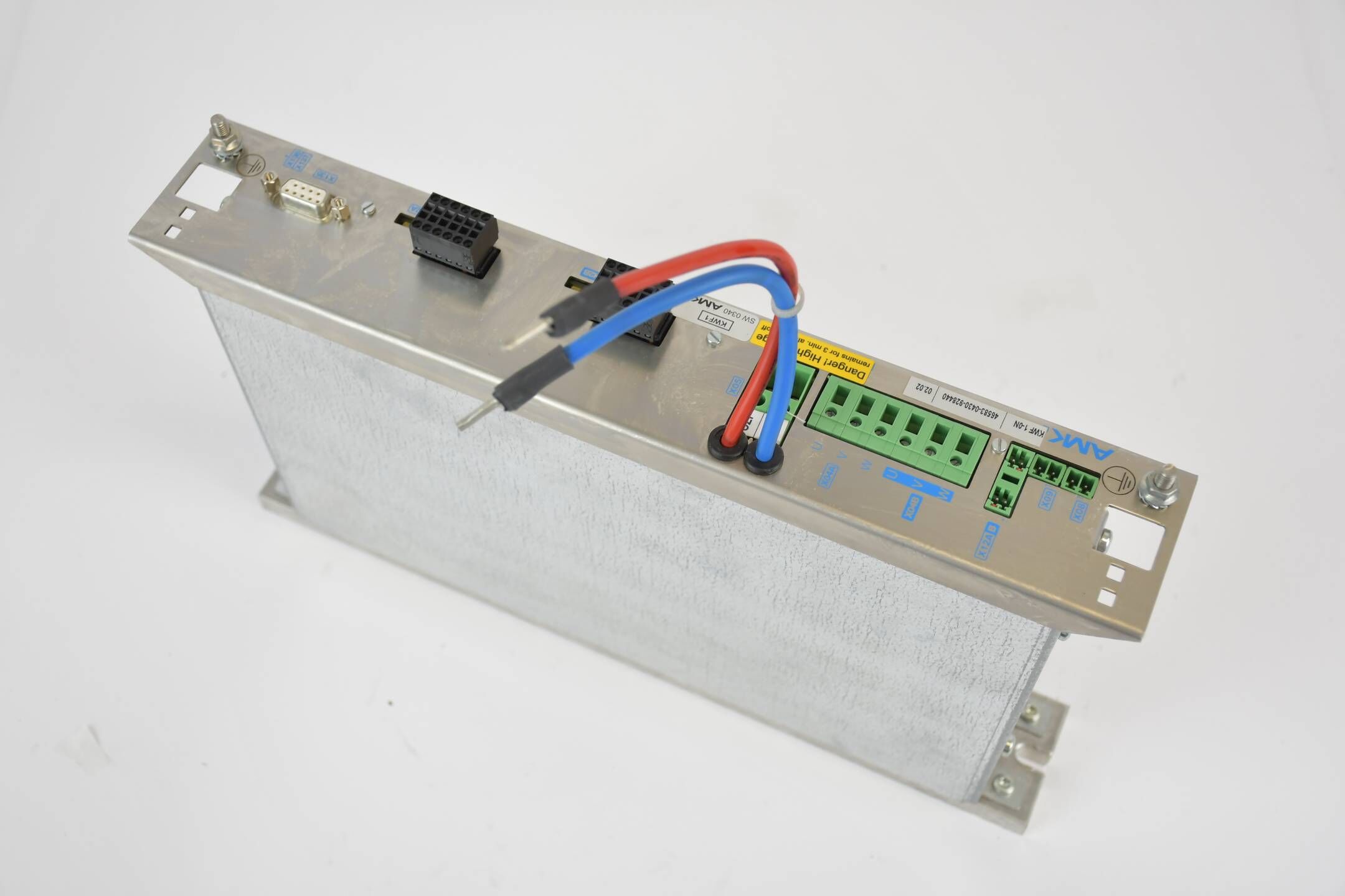 AMK amkasyn kompakt Servoumrichter KWF1 ( KWF 1-0N ) 46583 Rev. 02.02