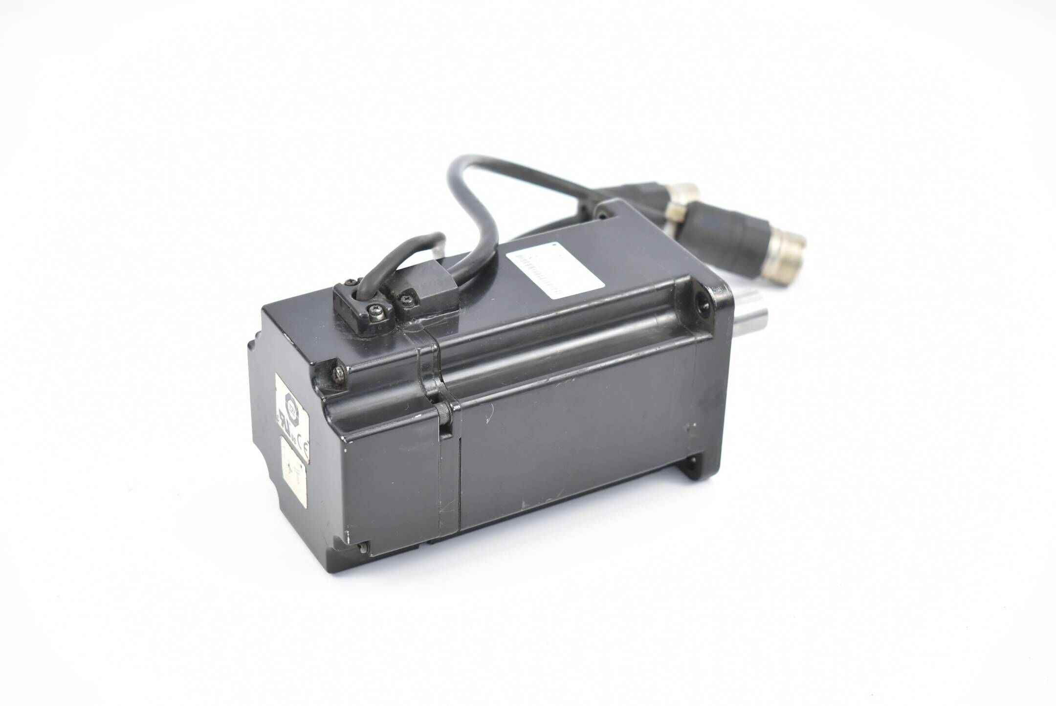 Yaskawa AC Servomotor SGMAH-08AAA61D-0Y ( 3000r/min. 750W 200V )