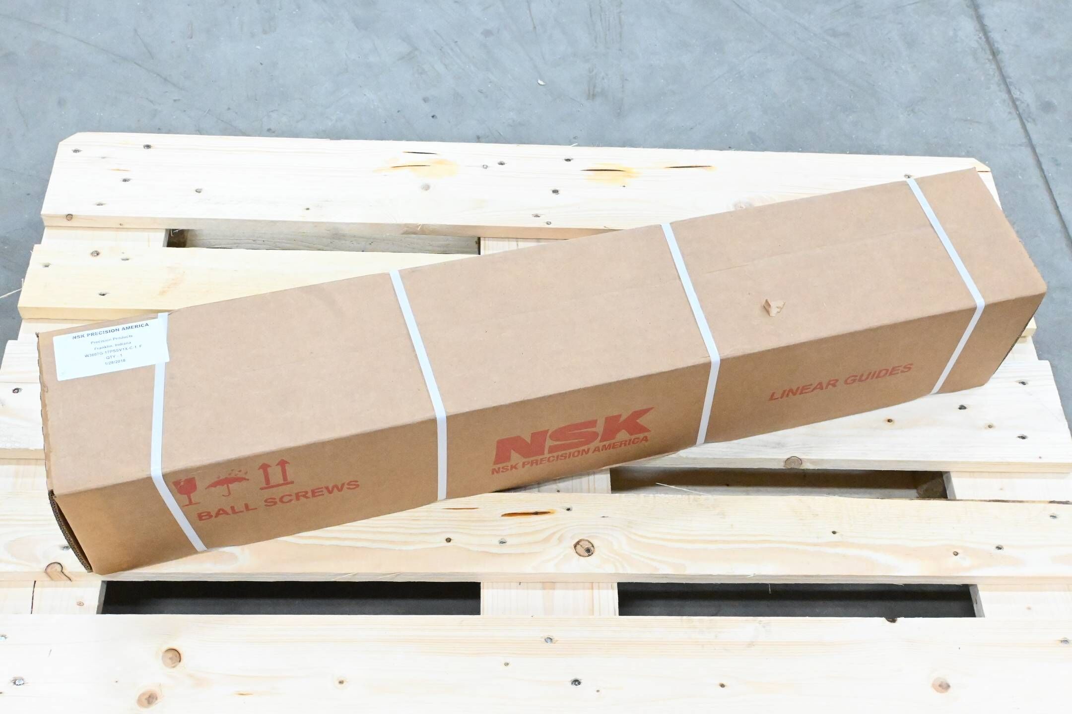 NSK Kugelgewindespindel W3607G-17PSSV1X-C-1 F