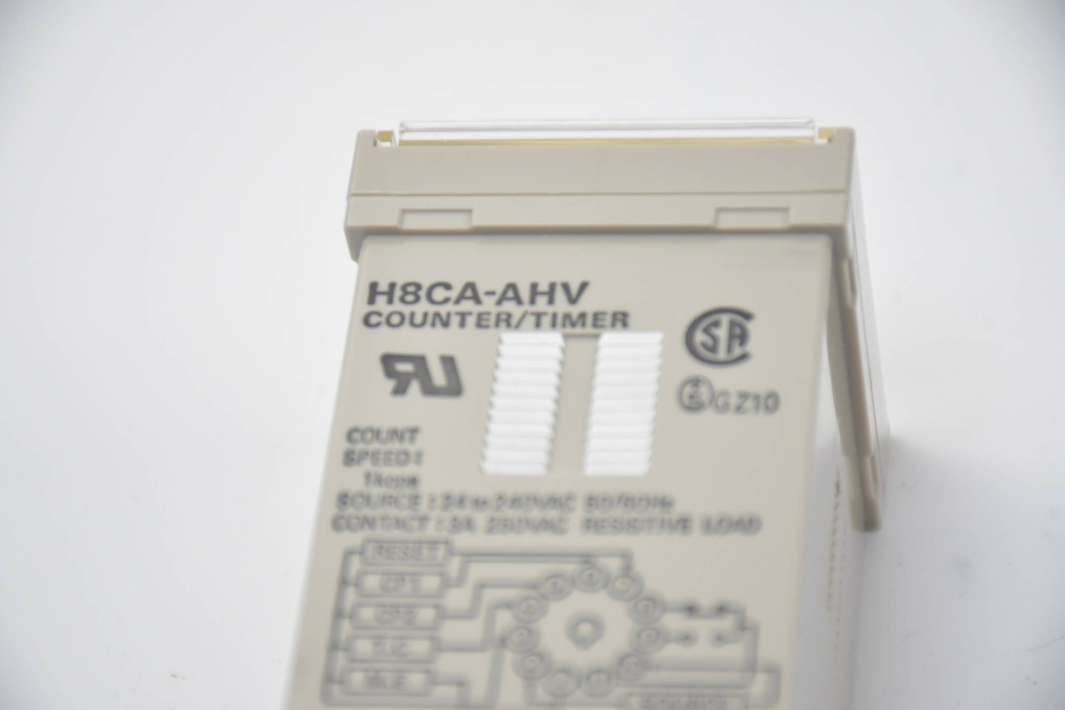 Omron Counter / Timer 24 to 240 VAC ( H8CA-AHV )