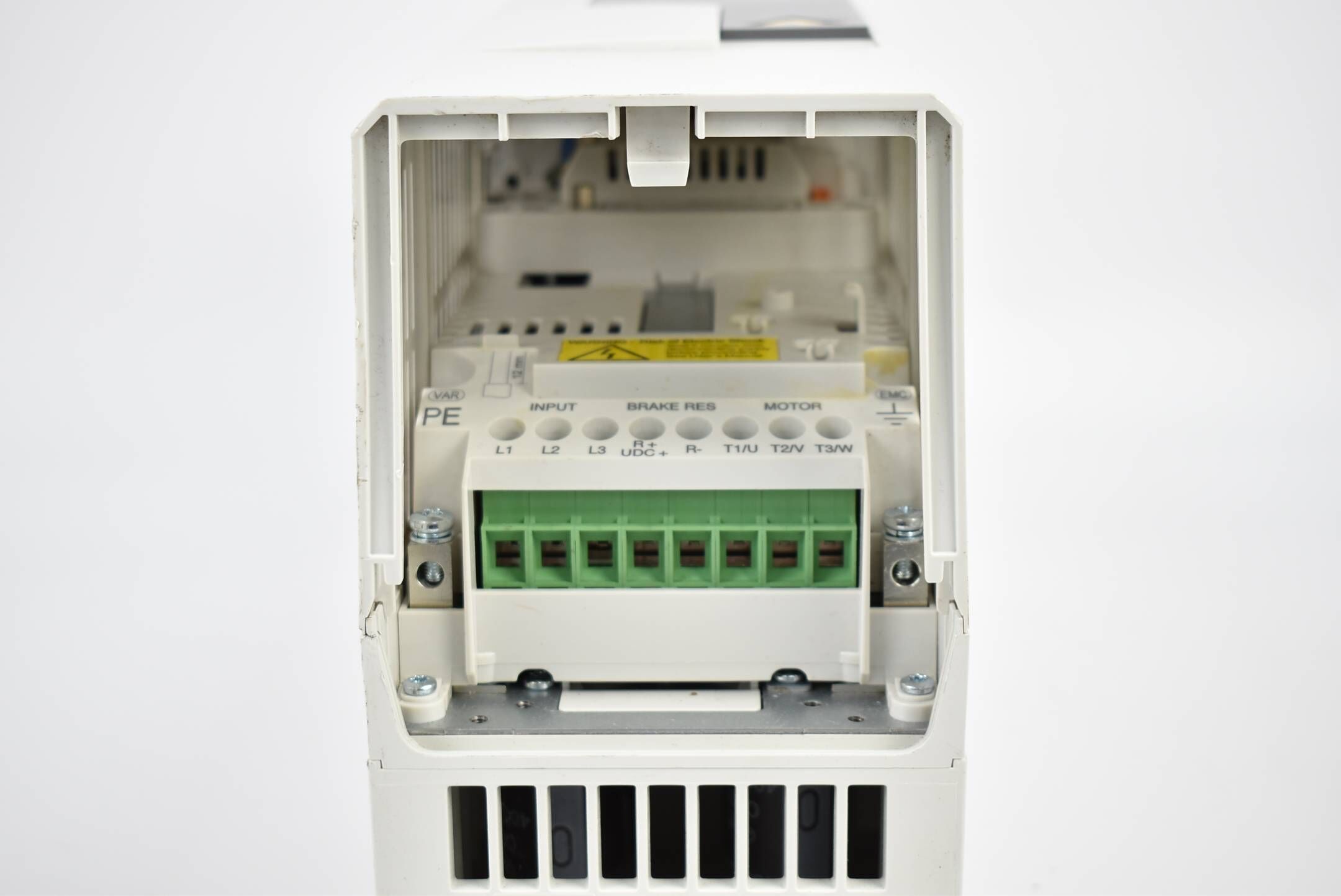 ABB Frequenzumrichter ACS580-01-026A-4 inkl. Bedienpanel ACS-AP-S