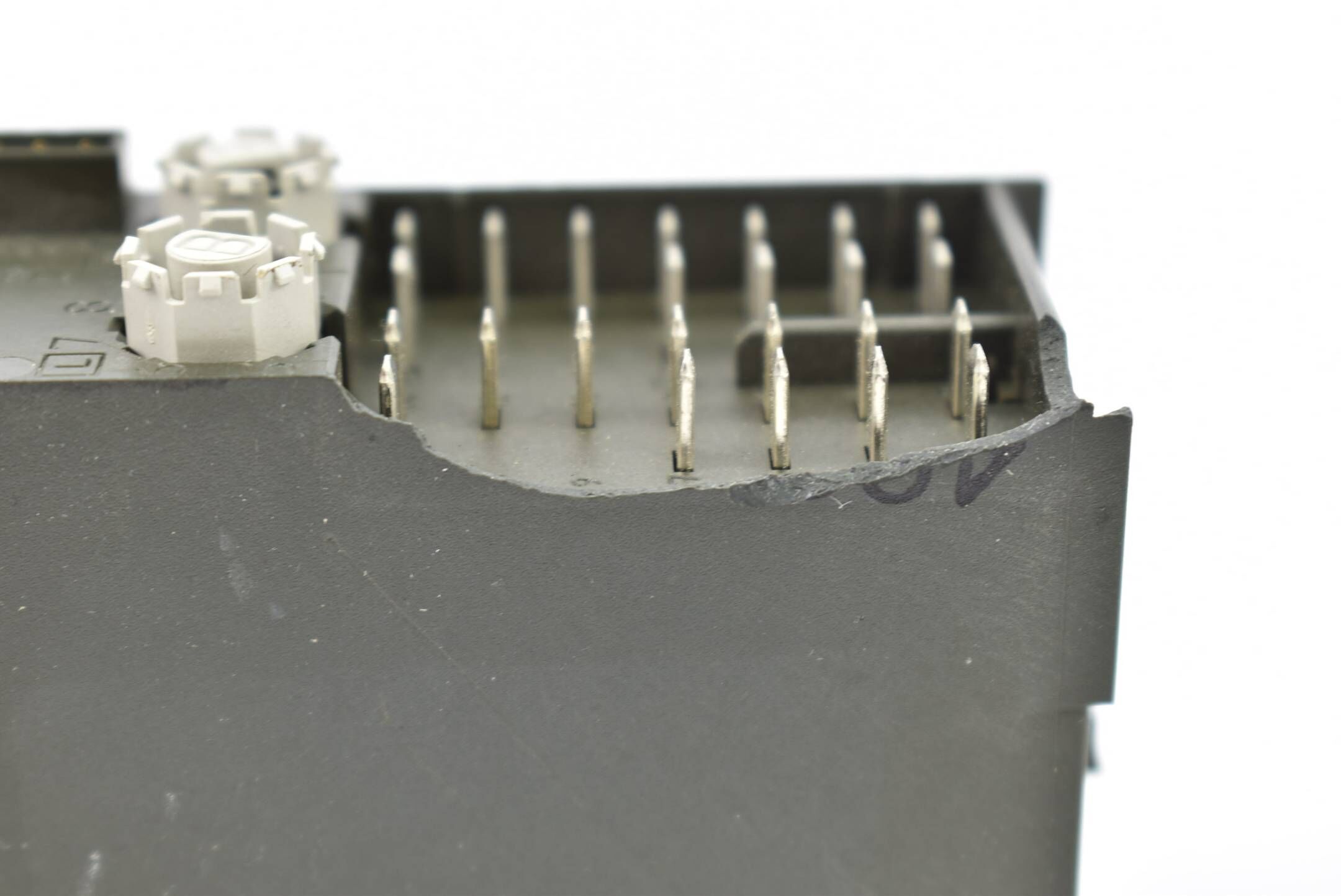 Siemens simatic S7 ET200S 24BDC 6ES7138-4FA02-0AB0 ( 6ES7 138-4FA02-0AB0 )