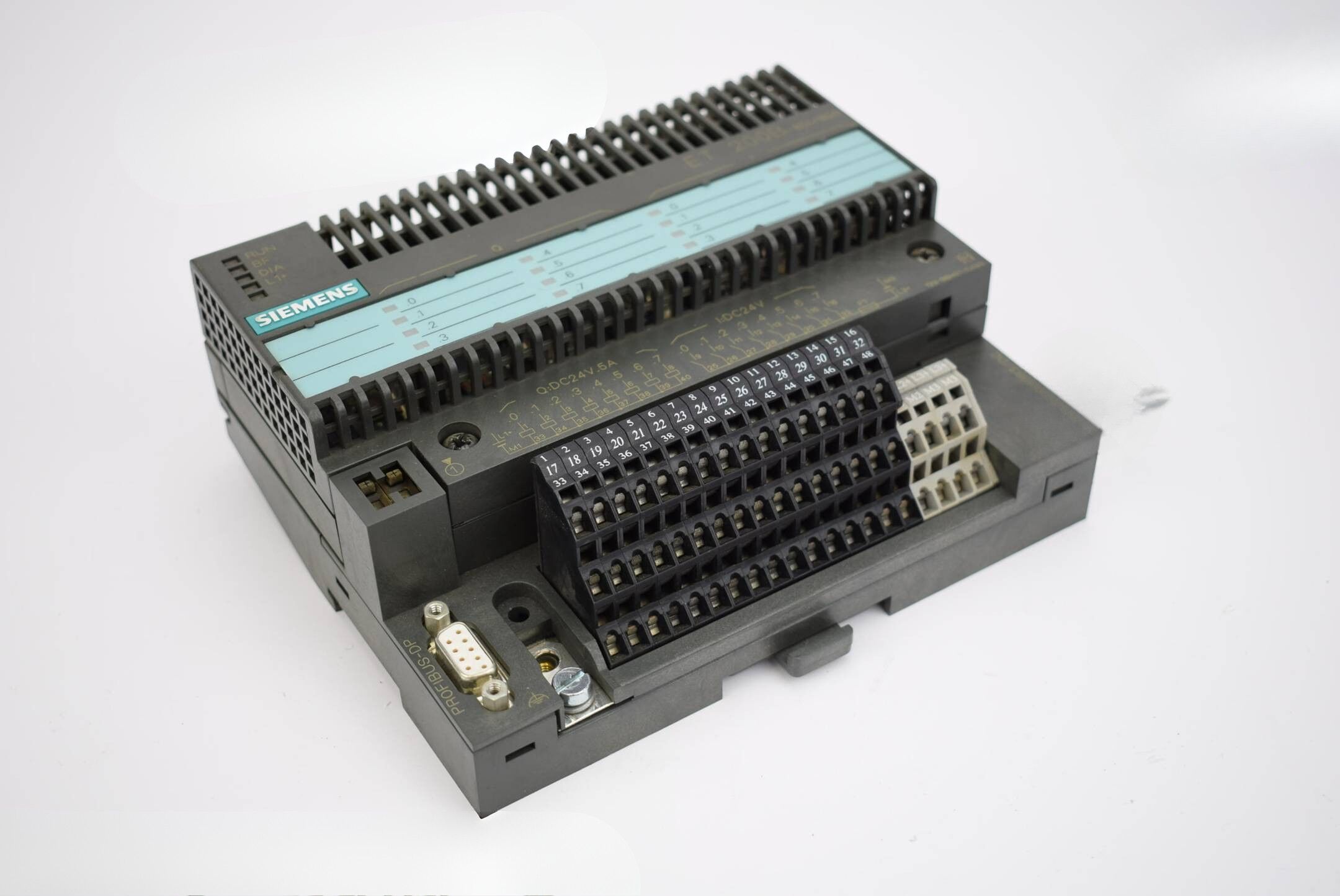 Siemens simatic ET200B 6ES7 133-0BH01-0XB0 inkl. 6ES7 193-0CA30-0XA0