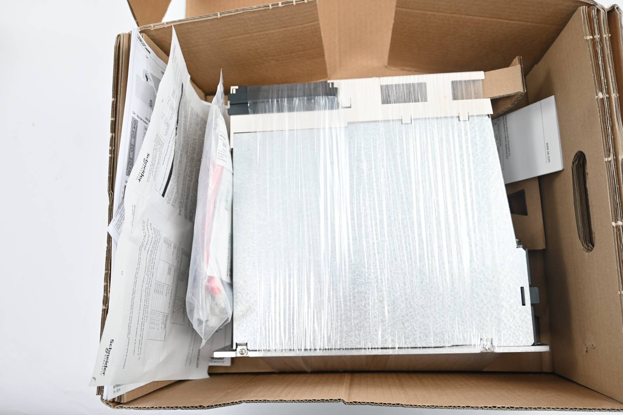 Schneider Electric Lexium-LXM-62-Antrieb für Stromversorgung LXM62PD84A11000