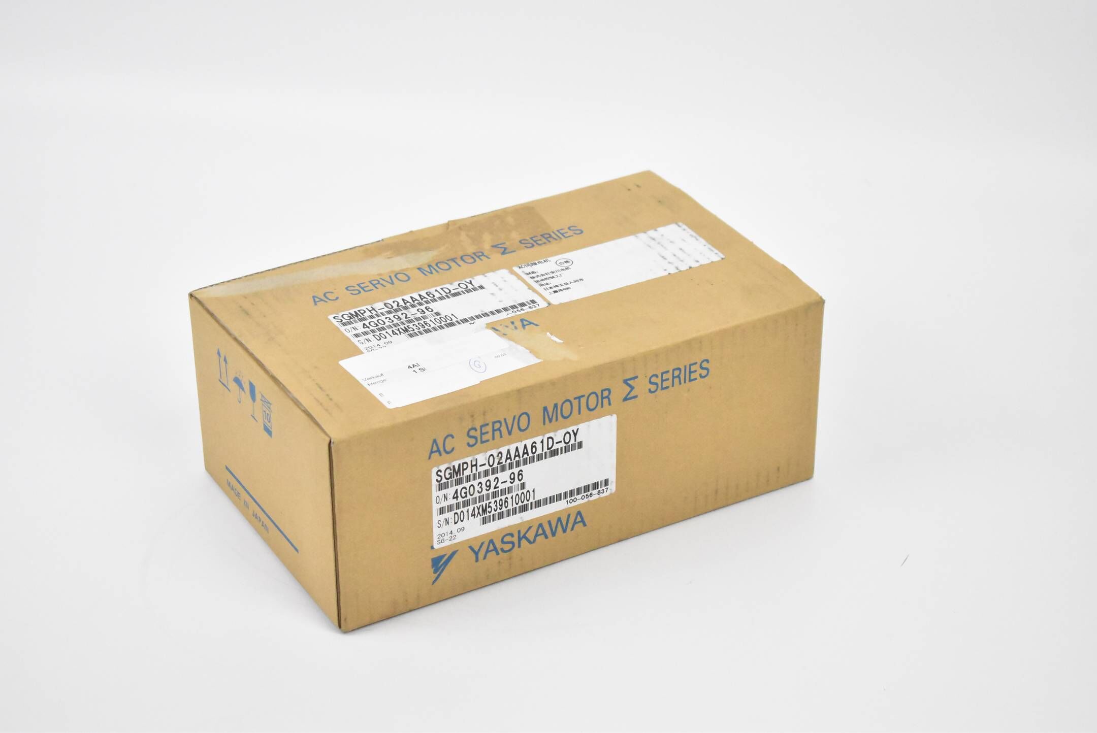 Yaskawa AC Servo Motor SGMPH-02AAA61D-0Y ( SGMPH02AAA61D0Y )