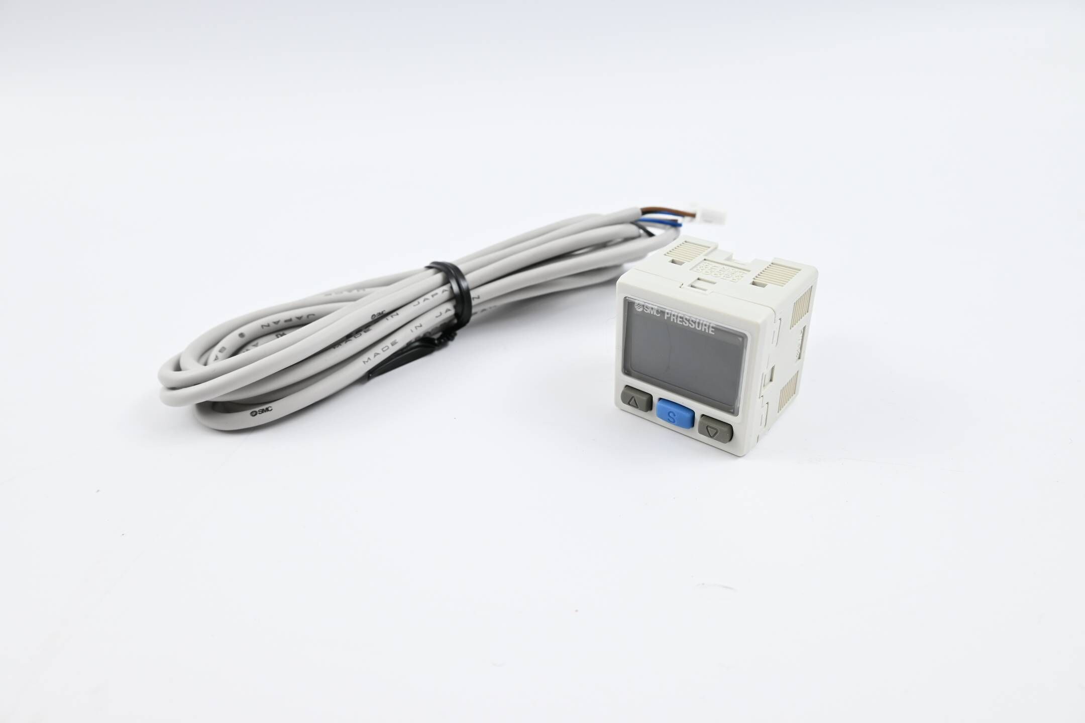 SMC Digitaler Druckschalter ISE30A-01-P-L