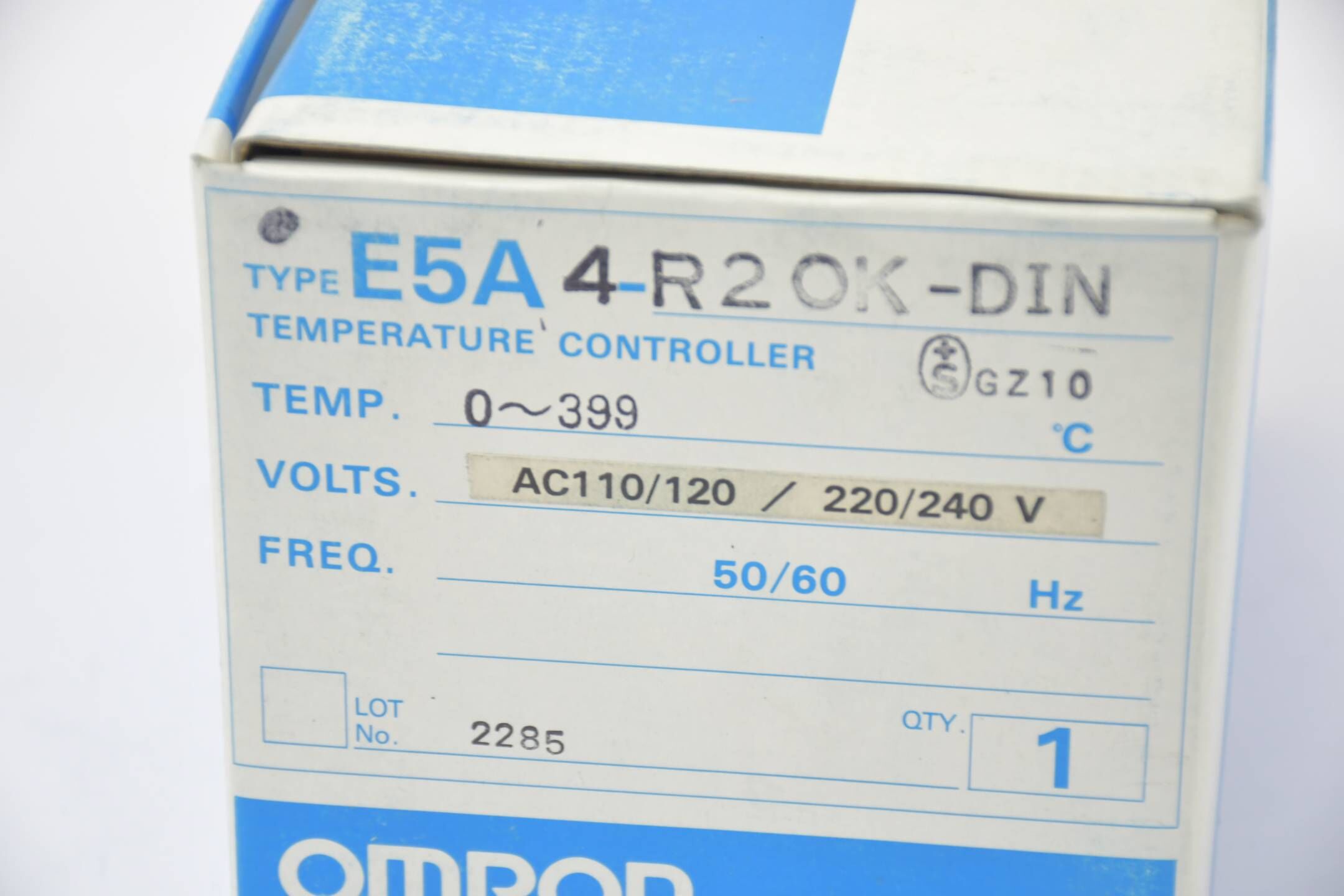 Omron Temperatur Controller 0~399 °C / AC110/120 / 220/240V ( E5A4-R20K-DIN )