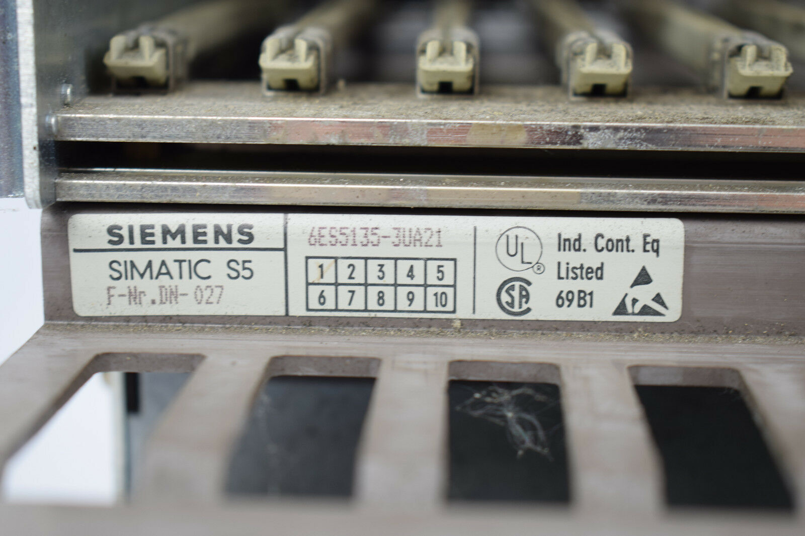 Siemens Simatic S5 Zentralgerät 6ES5 135-3UA21 ( 6ES5135-3UA21 )