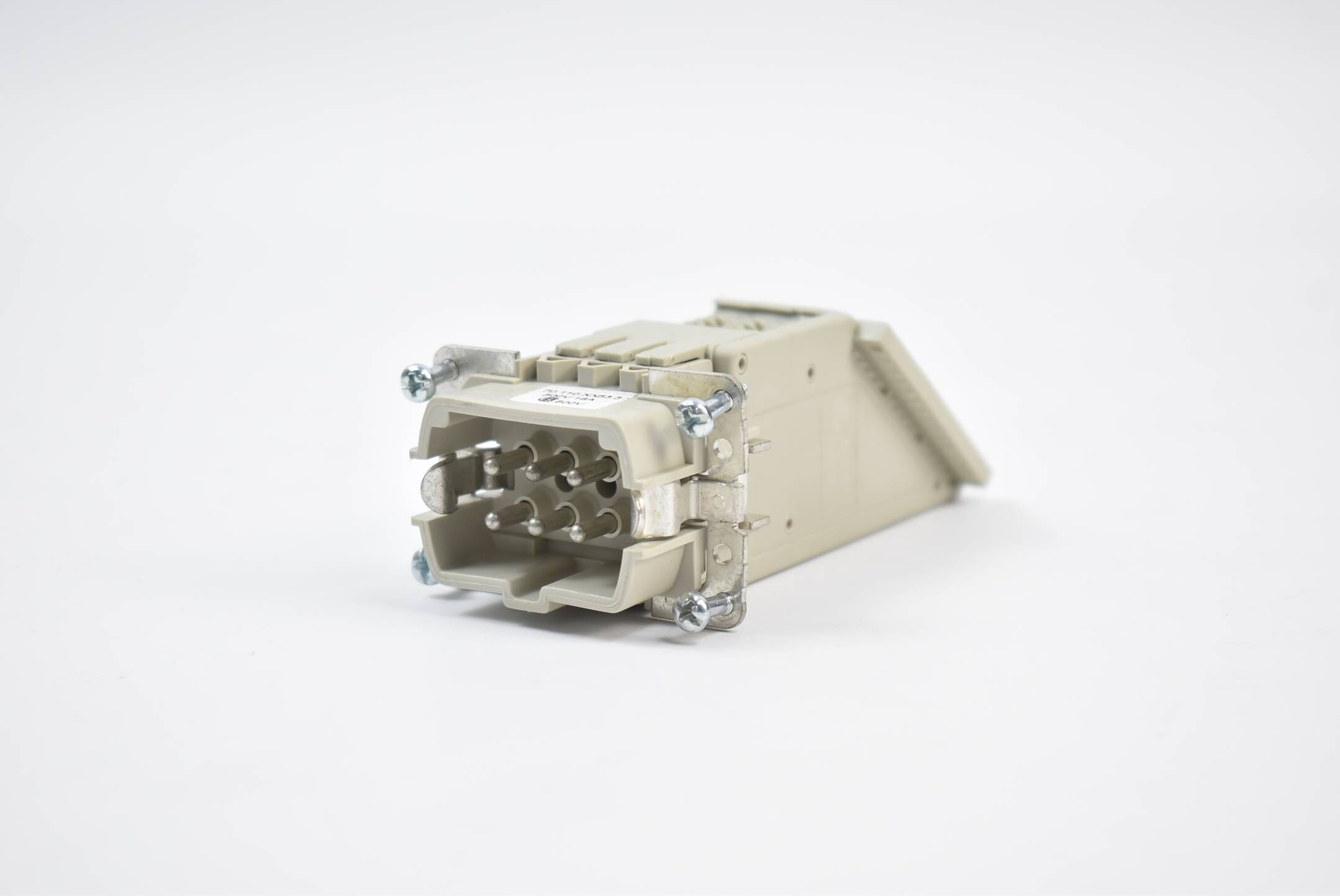 REVOS Klemmenadapter 500V 16A 70.110.XX53.3