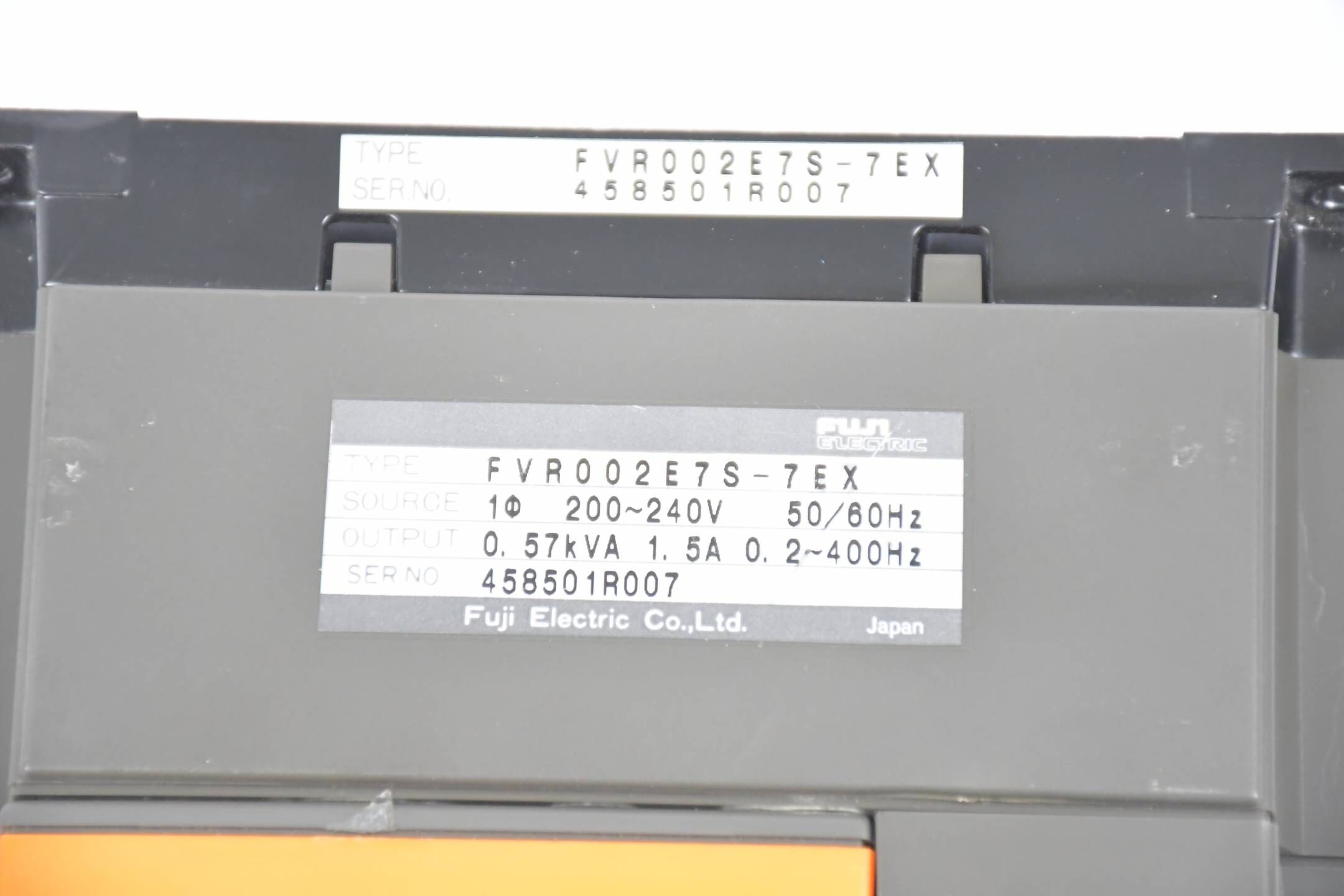  Fuji Electric FVR E7S Frequenzumrichter FVR002E7S-7EX 200-240V 50/60Hz