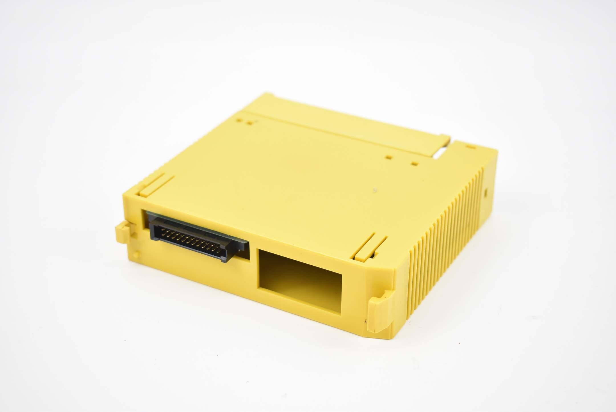 Fanuc Digital Input Output Modul AID16D A03B-0807-C104