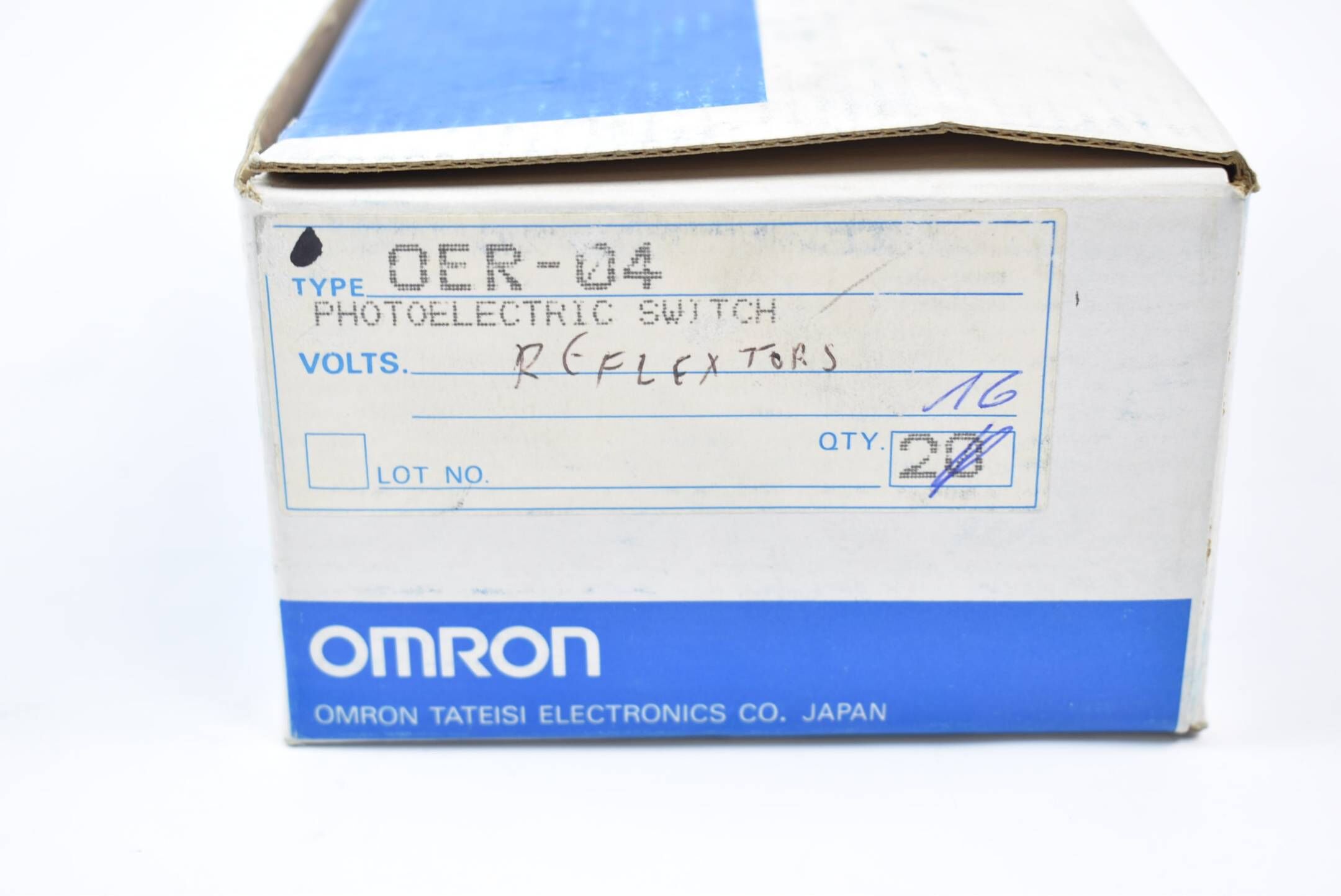 Omron 16 Stück Reflektor OER-04