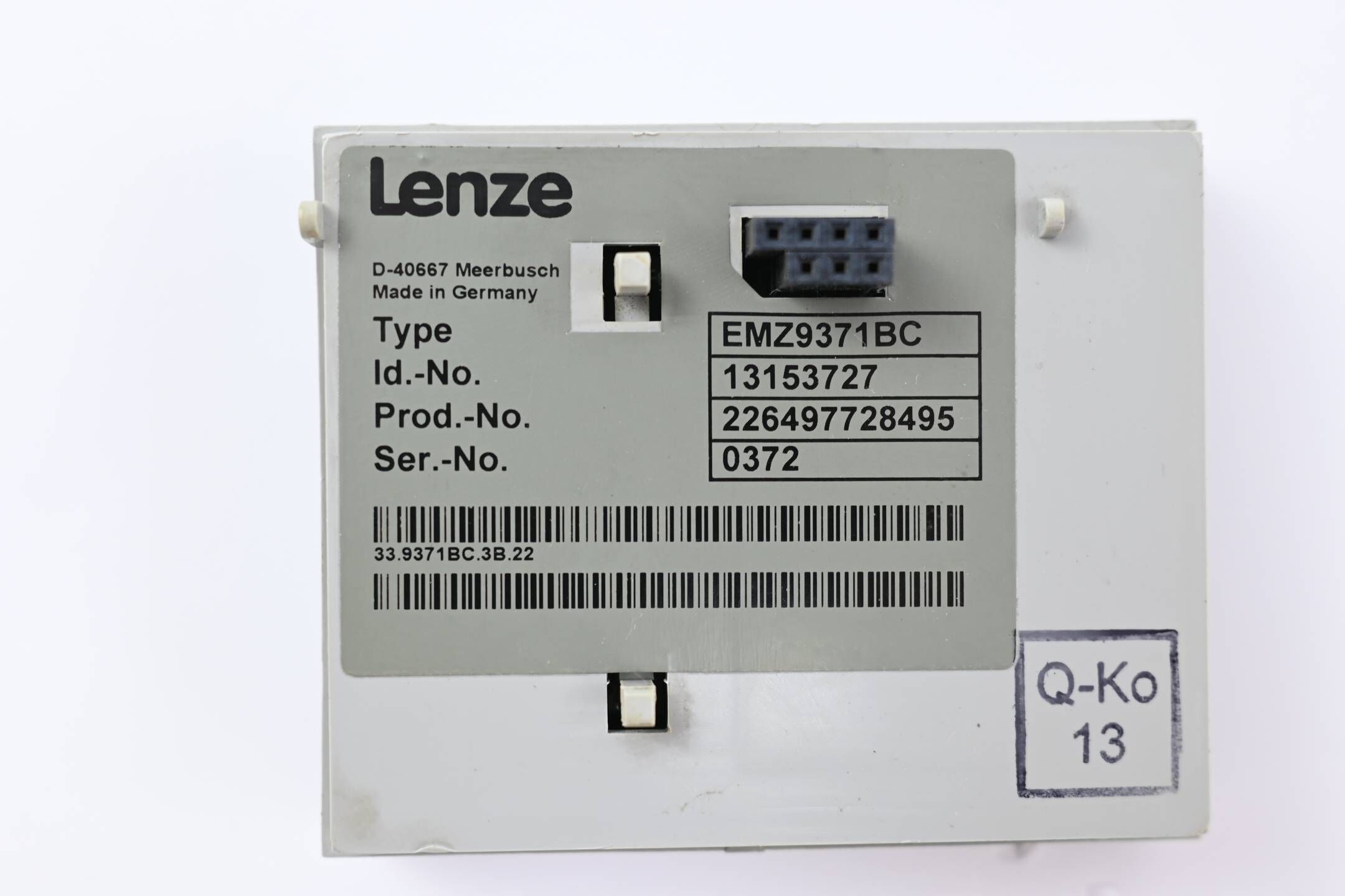 Lenze Servoumrichter ECSEA016C4B ( 13349973 ) inkl. EMZ9371BC ( 13153727 )