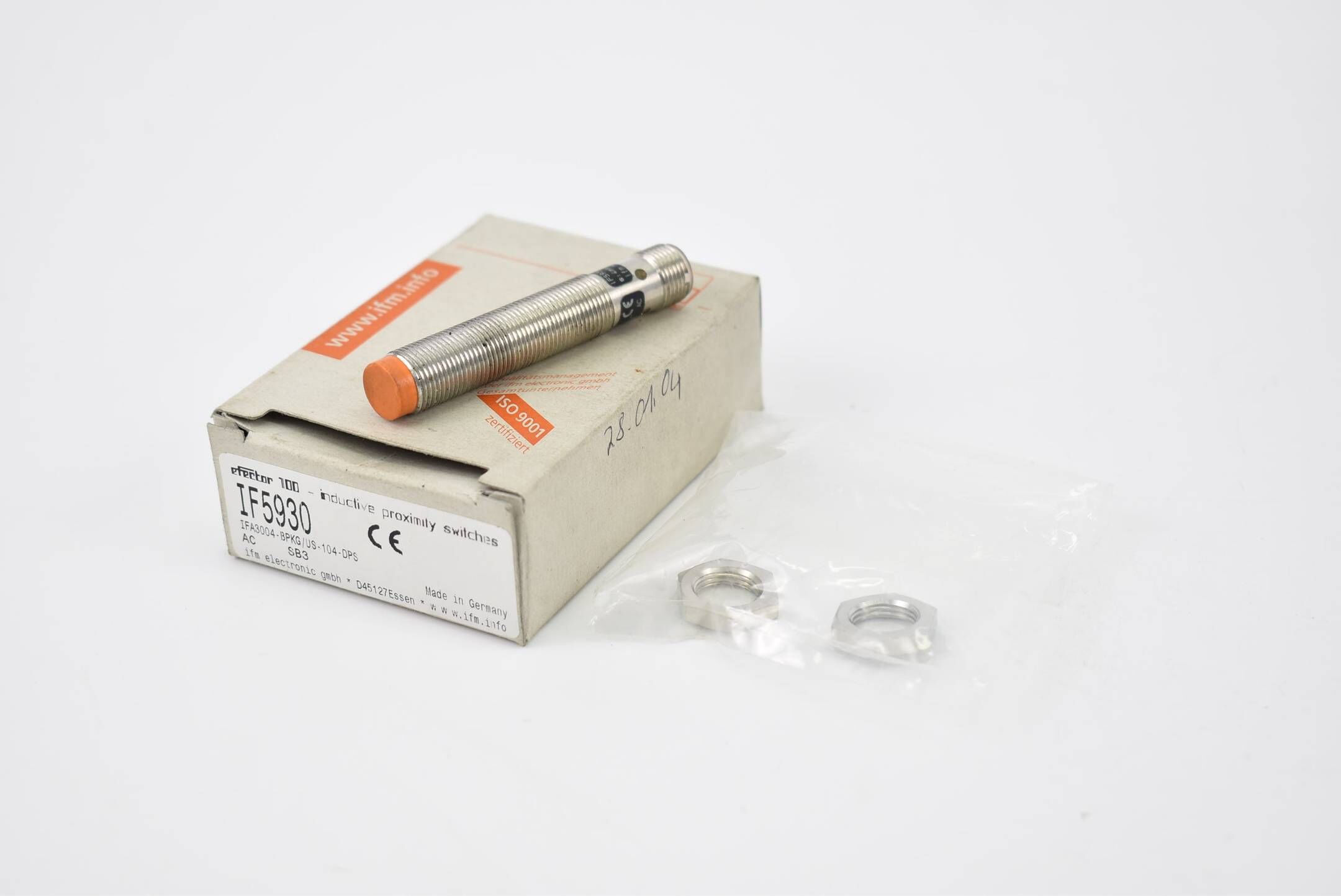 IFM efector 100 IF5930 ( IFA3004-BPKG/US-104-DPS )