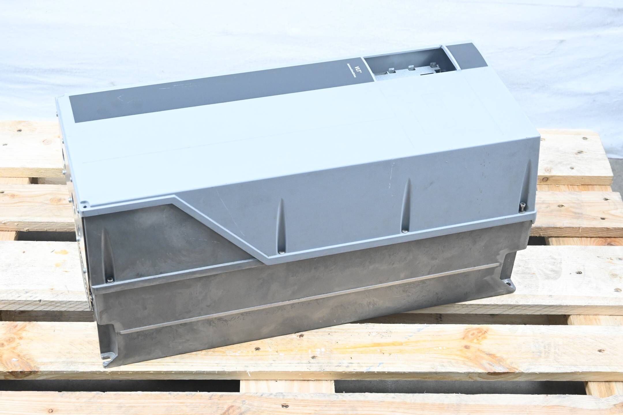 DEFEKT Danfoss Umrichter FC-302P30KT5E21H1XGCXXXSXXXXAXBXCXXXXD0 ( 131B9185 )