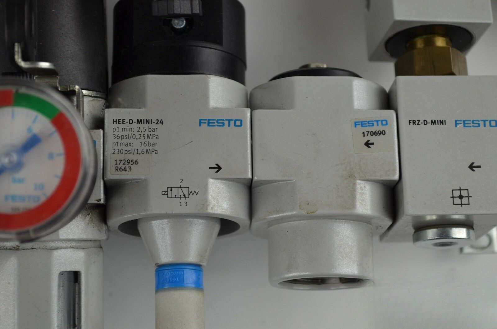 Festo Einheit HEE-D-MINI24 172956 / FRZ-D-MINI 170690