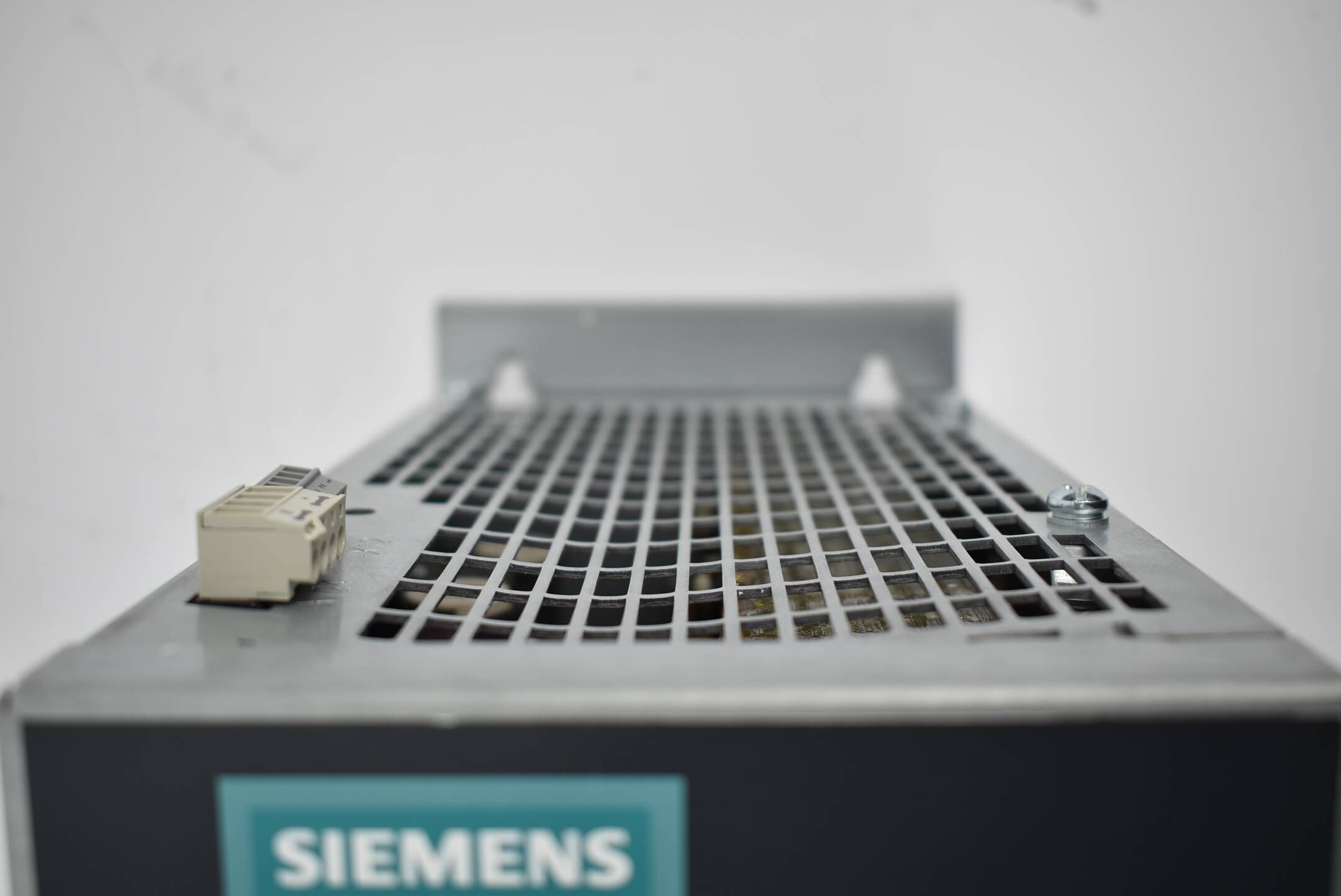 Siemens sinamics S120 6SL3 100-0BE23-6AB0 ( 6SL3100-0BE23-6AB0 ) E.E 36kW