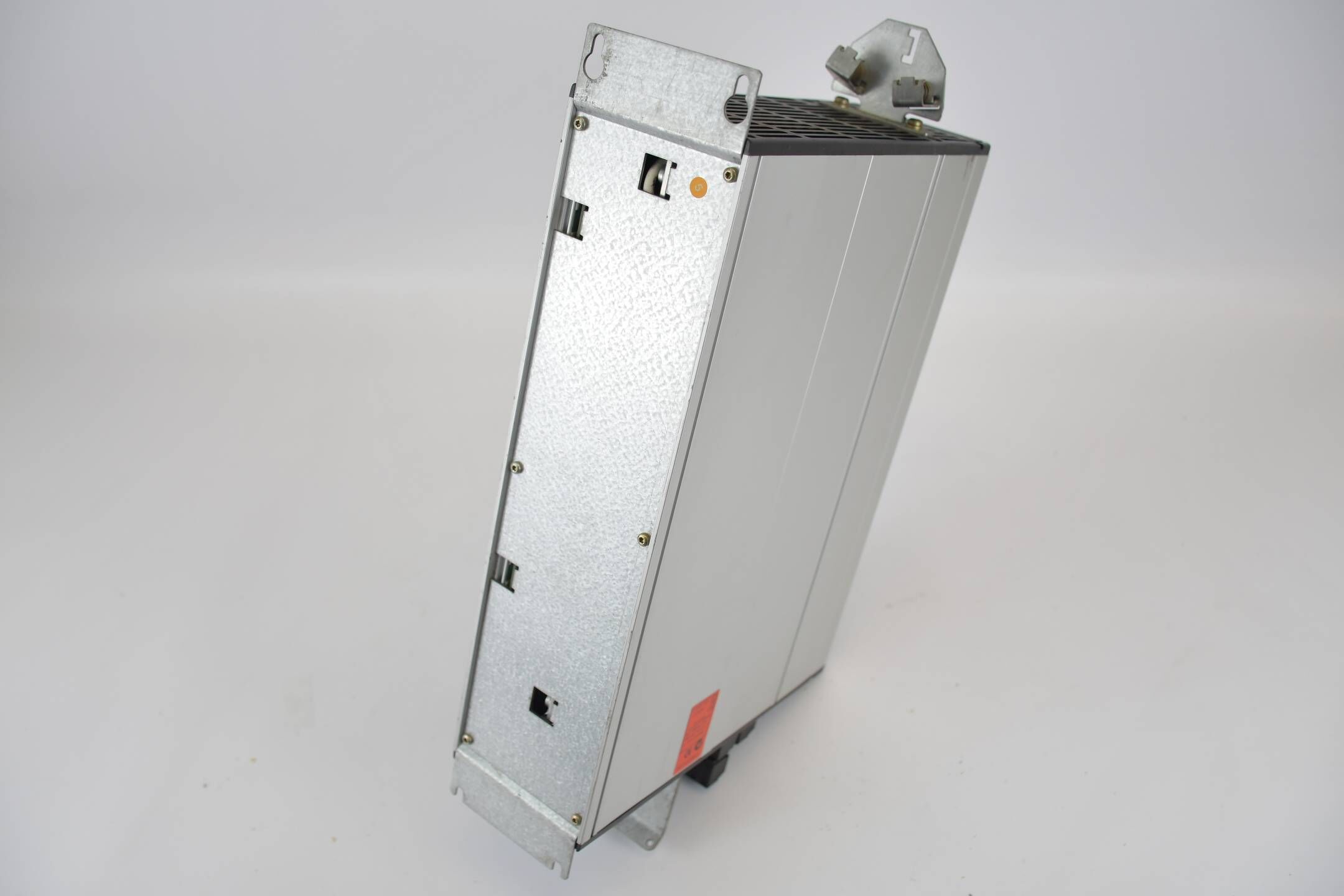 Danfoss VLT® Series 5000 Umrichter 175Z0538 ( VLT5002PT5B20EBR3D0F10A00C0 )