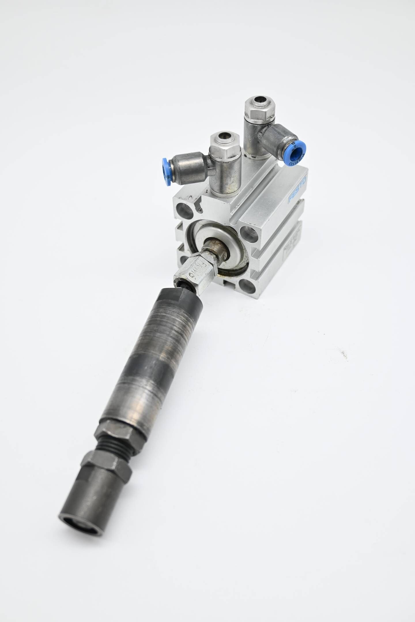 Festo Kurzhubzylinder ADVC-32-15-I-P-A ( 188206 )