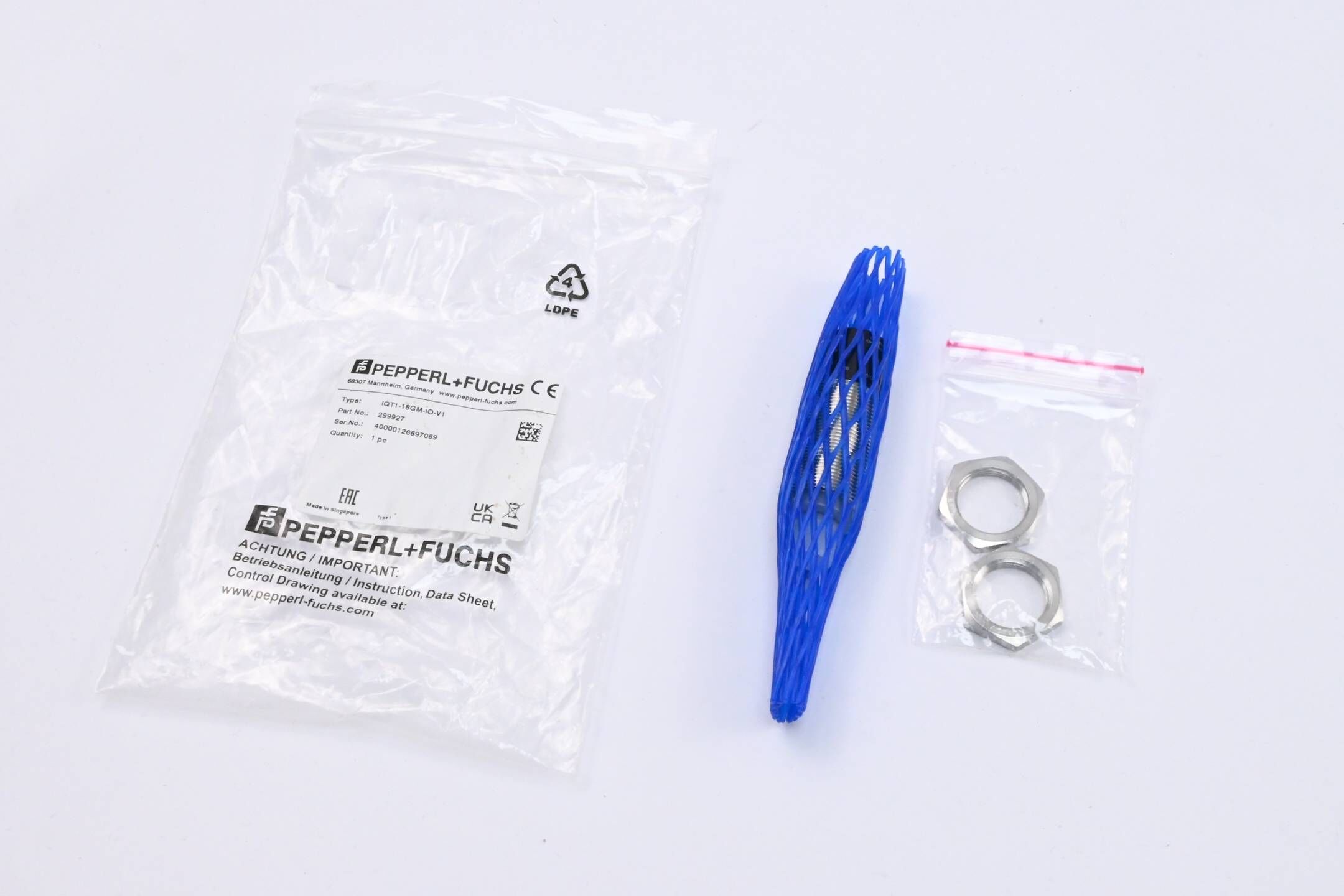 Pepperl + Fuchs RFID-Schreib-/Lesegerät IQT1-18GM-IO-V1 ( 299927 )