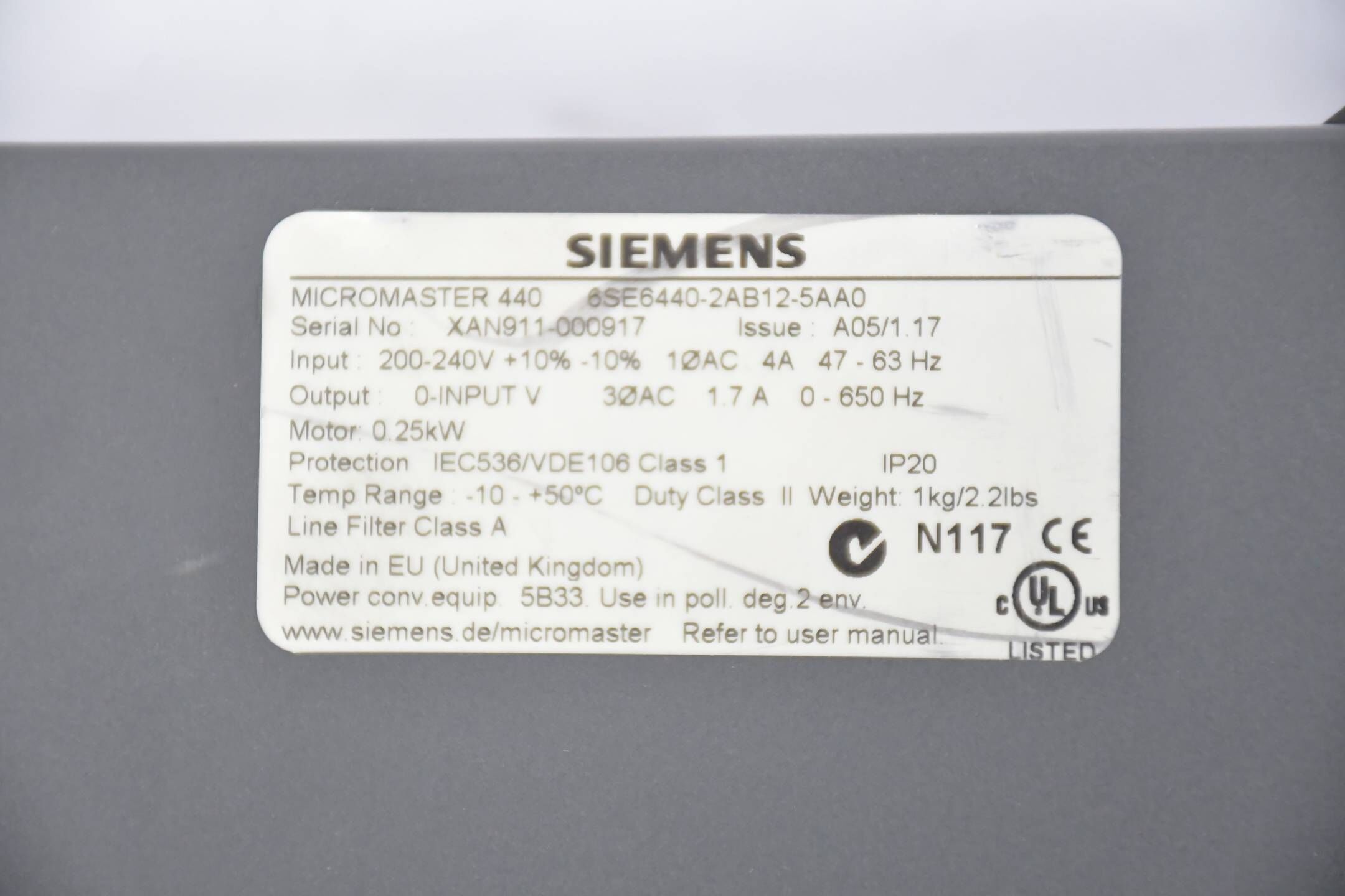 Siemens Micromaster 440 6SE6440-2AB12-5AA0 ( 6SE6 440-2AB12-5AA0 ) E A05/1.17