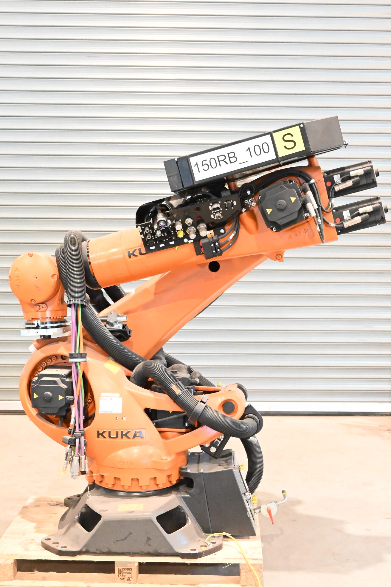 Kuka Industrieroboter KR240 R2900 ultra inkl. Schaltschrank KRC4 + 00-168-334 2