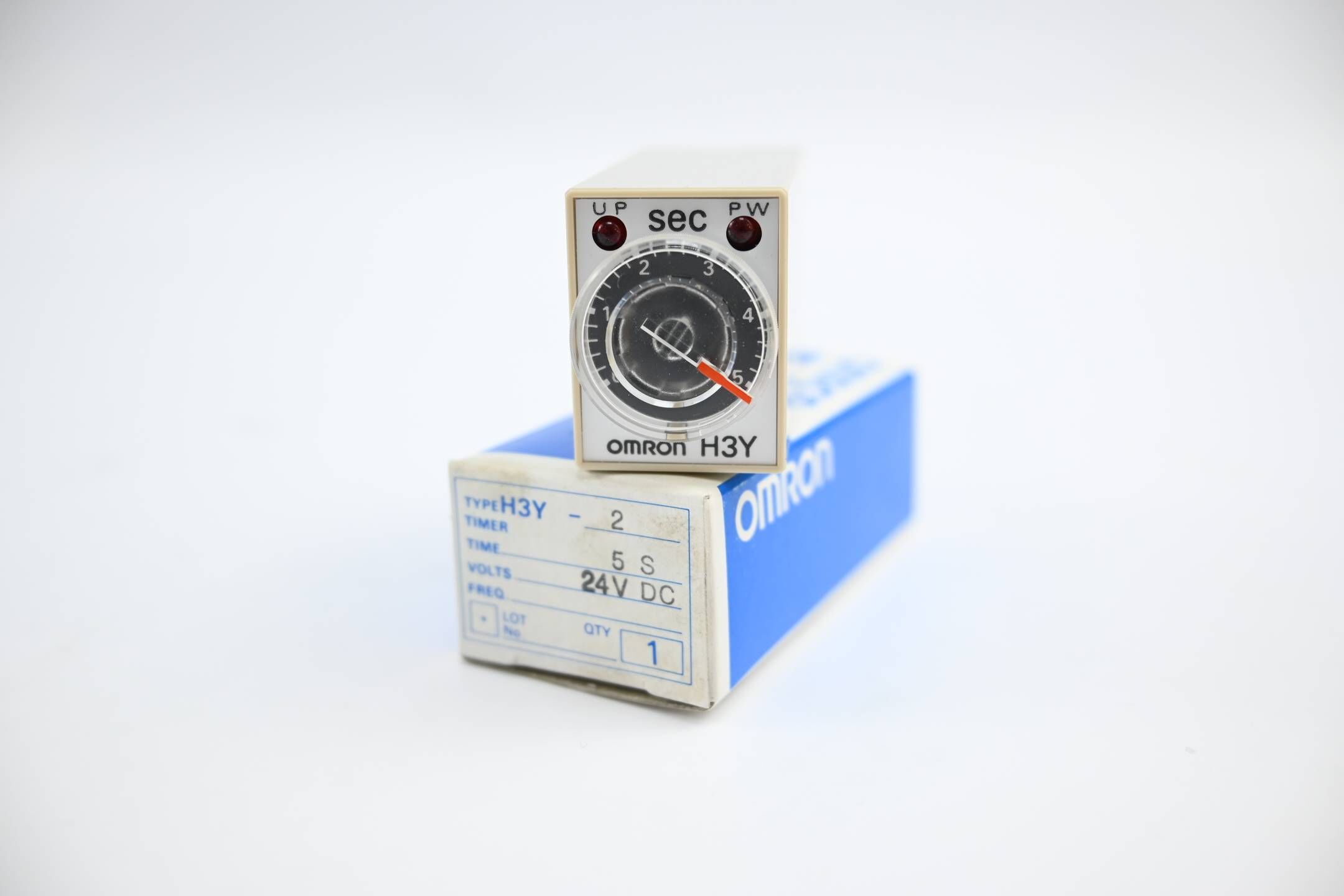Omron Timer 5s 24 VDC ( H3Y-2 )