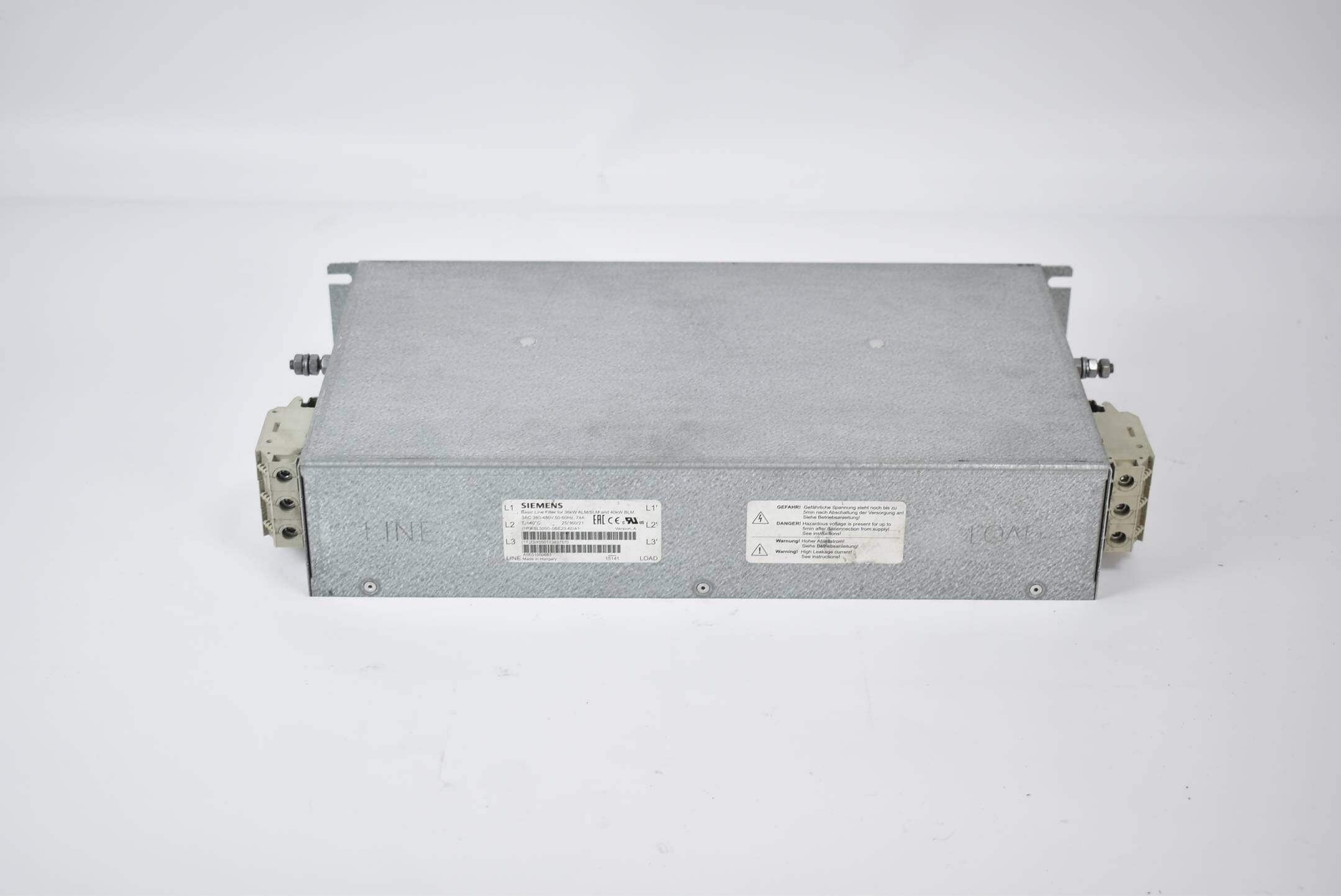 Siemens  S1200 3AC 380-480V 50/60Hz 6SL3000-0BE23-6DA1 ( 6SL3 000-0BE23-6DA1 )