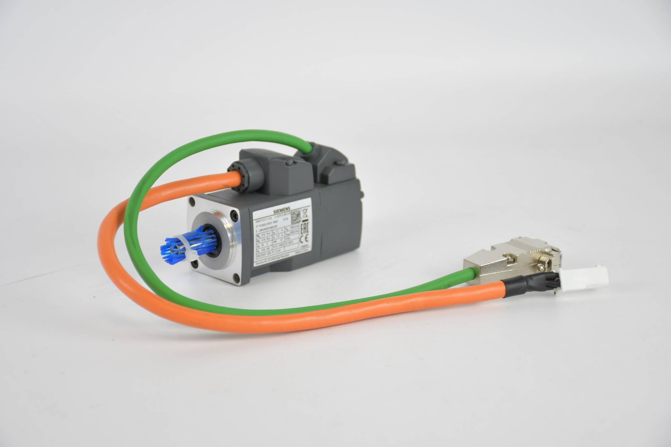 Siemens simotics S-1FL6 Motor 1FL6022-2AF21-1MA1 ( 1FL6 022-2AF21-1MA1 ) E2