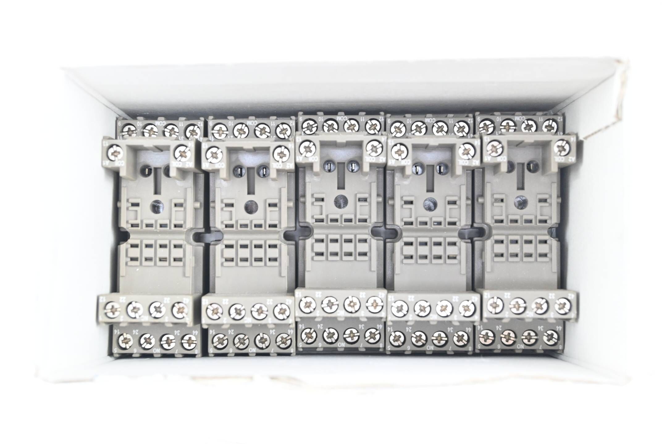 Kuhnke 5 Stück Relaissockel Z366.02 ( 85563 )