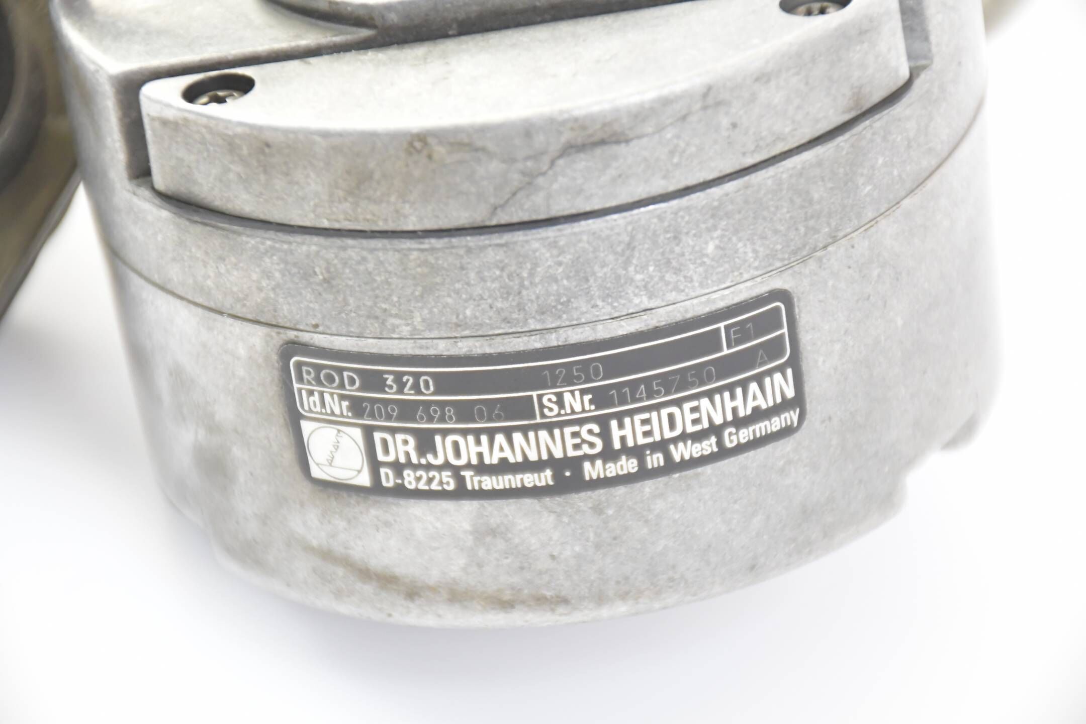 Heidenhain Drehgeber ROD 320-1250 ( 209 698 06 ) 20969806