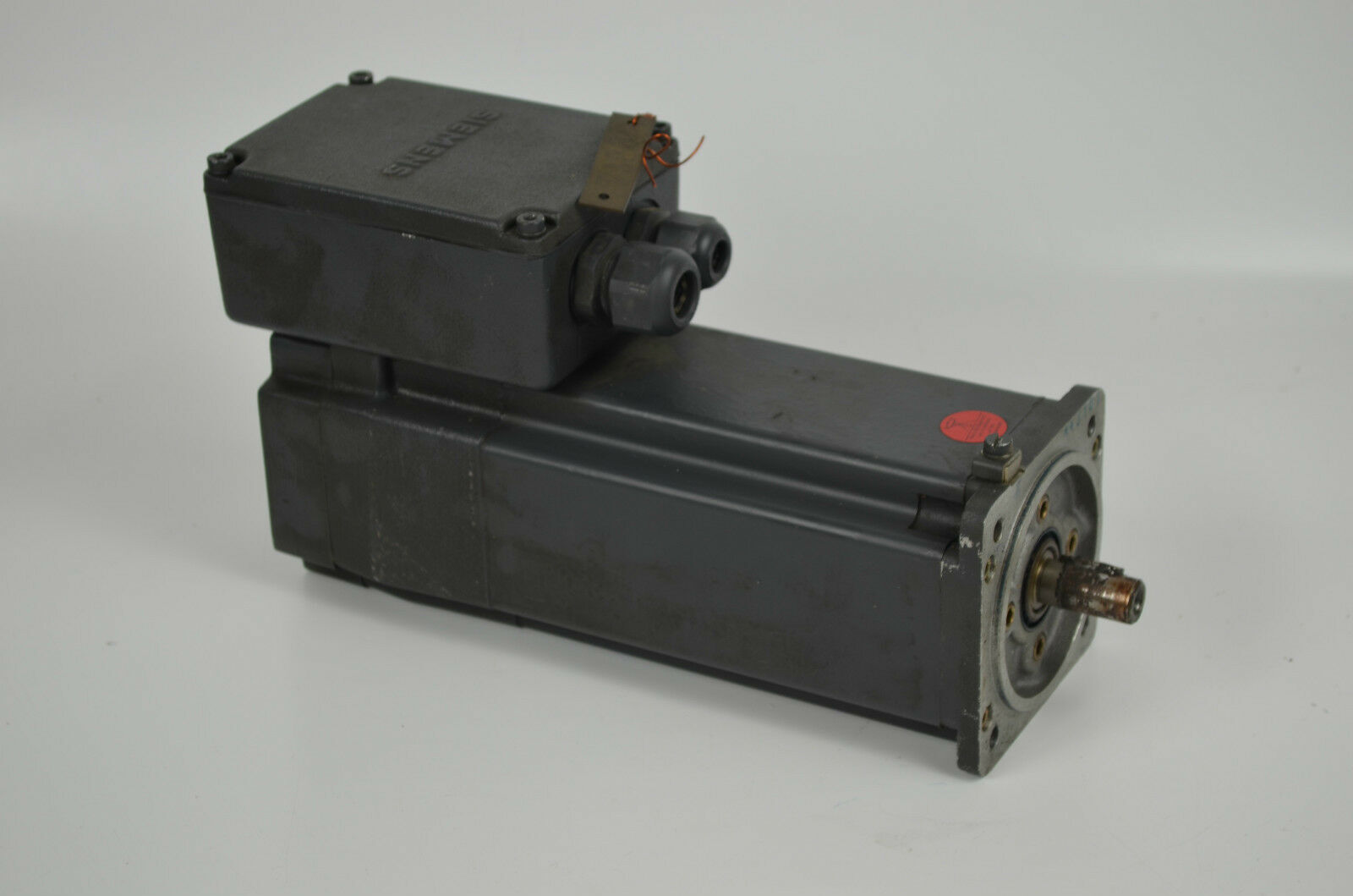 Siemens Permanent-Magnet-Motor 1FS5044-0AF01-0-Z ( 1FS5 044-0AF01-0-Z )