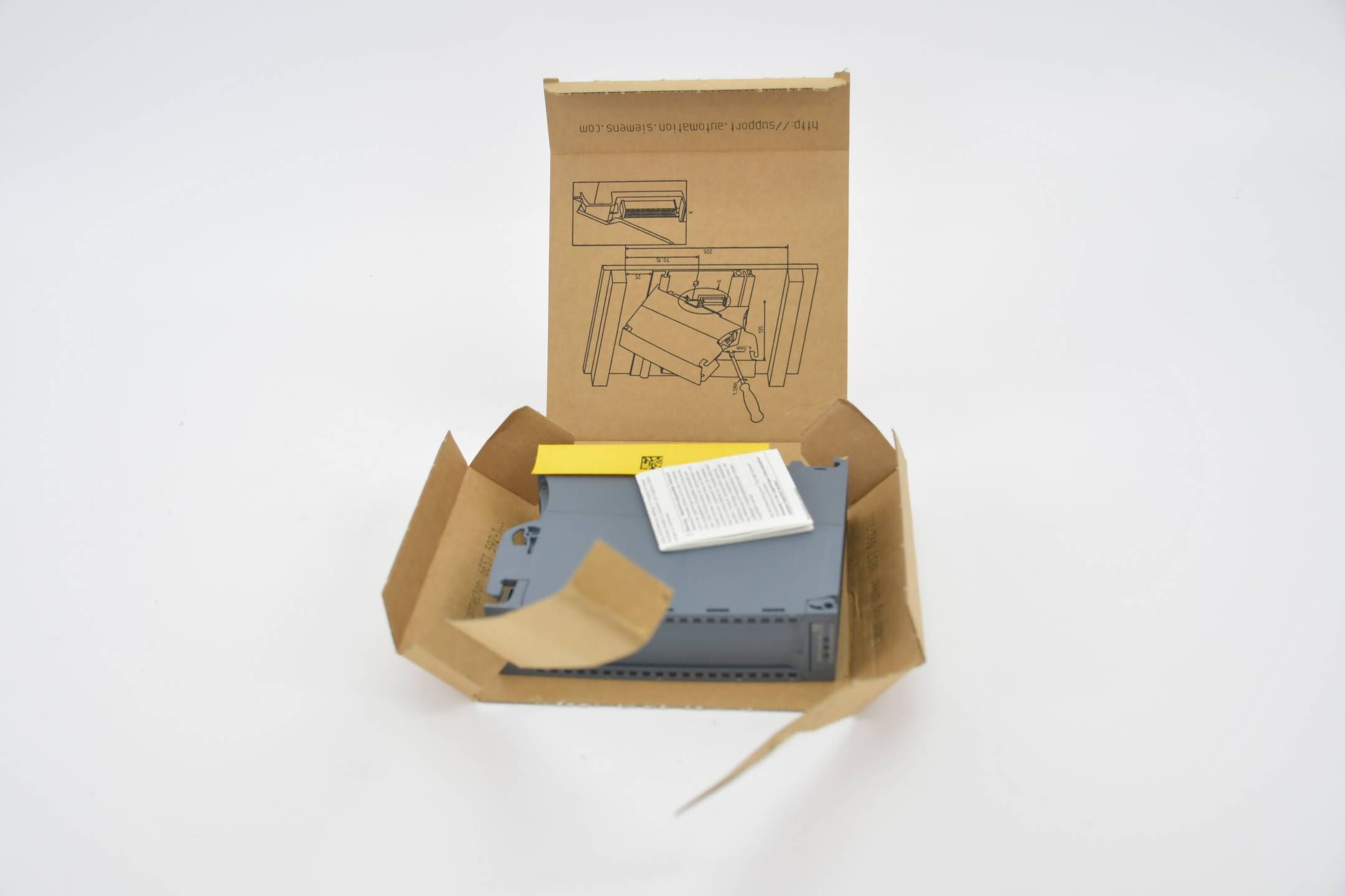 Siemens Simatic S7-1500 Digital 6ES7526-2BF00-0AB0 ( 6ES7 526-2BF00-0AB0 ) E2