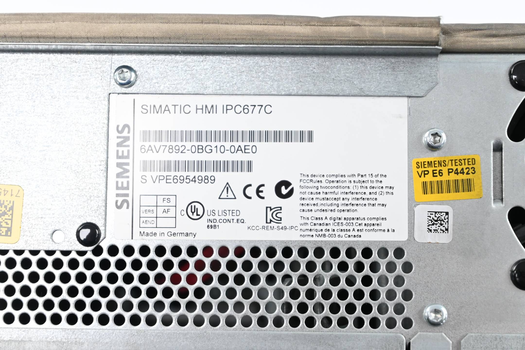 Siemens Simatic HMI IPC677C 6AV7892-0BG10-0AE0 ( 6AV7 892-0BG10-0AE0 ) Ver. AF