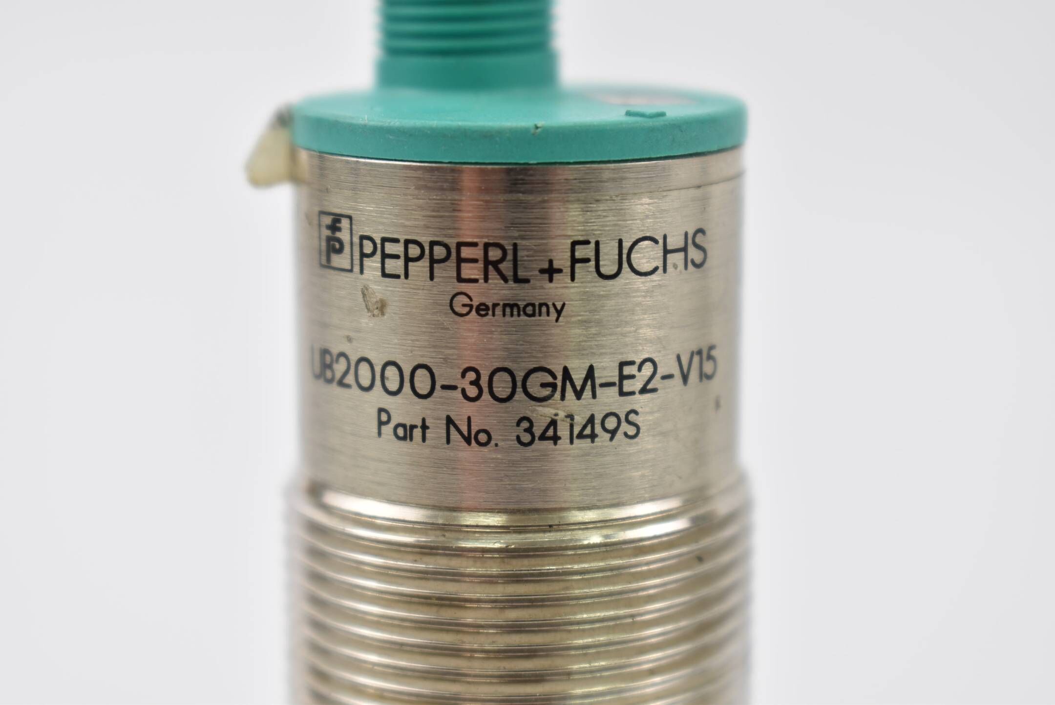 Pepperl+Fuchs Ultraschallsensor 20-30VDC UB2000-30GM-E2-V15 ( 34149S )