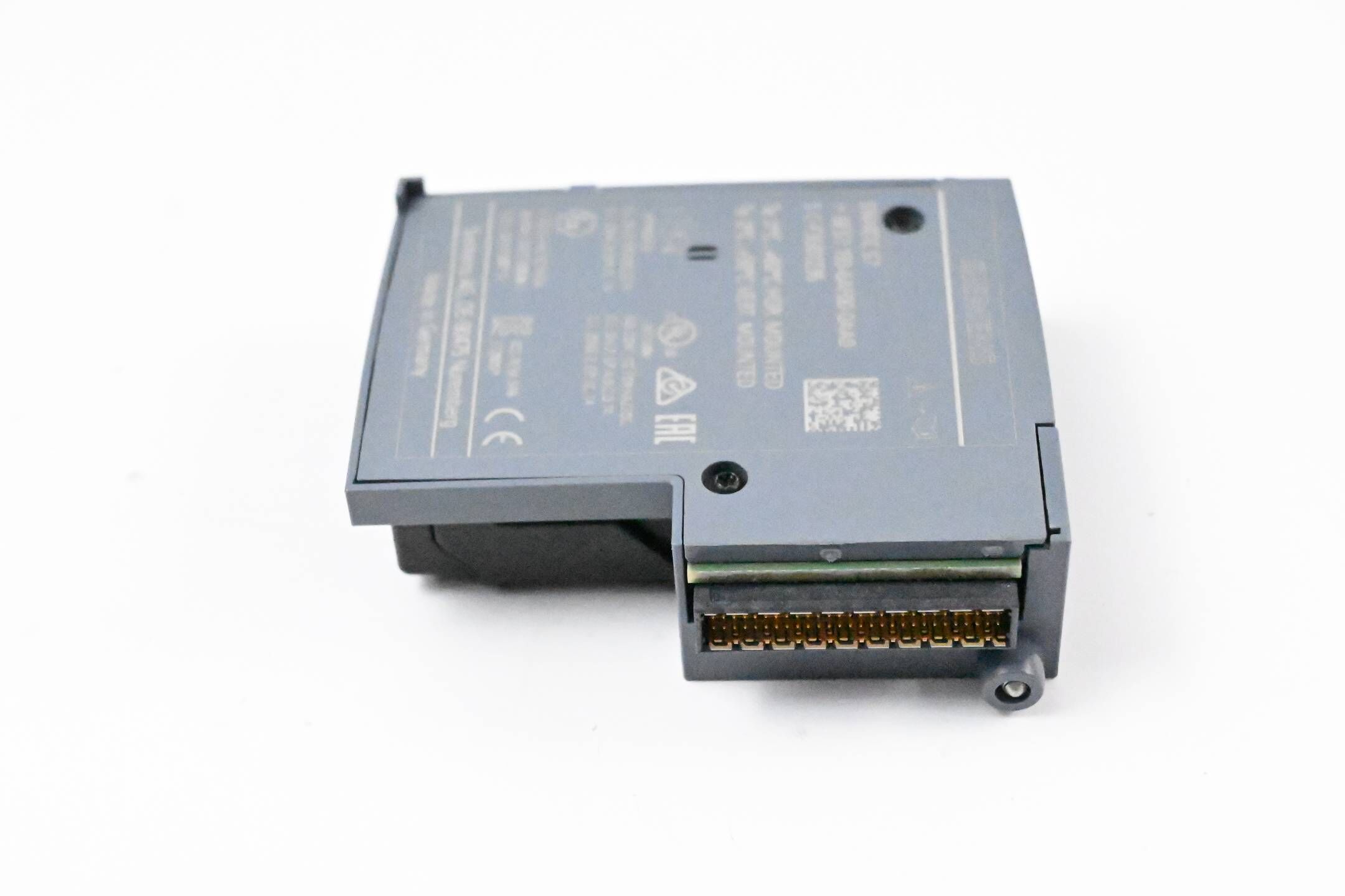 Siemens ET200SP Bus Adapter 6ES7193-6AF00-0AA0 ( 6ES7 193-6AF00-0AA0 ) 