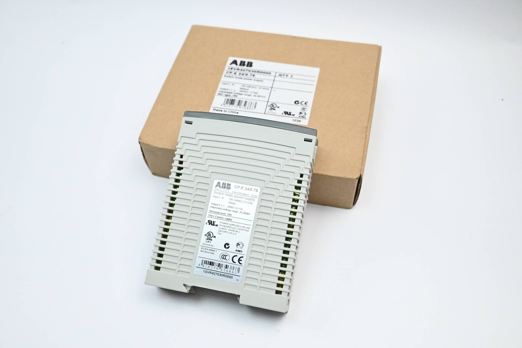 ABB Schaltnetzteil CP-E 24/0.75 ( 1SVR427030R0000 )