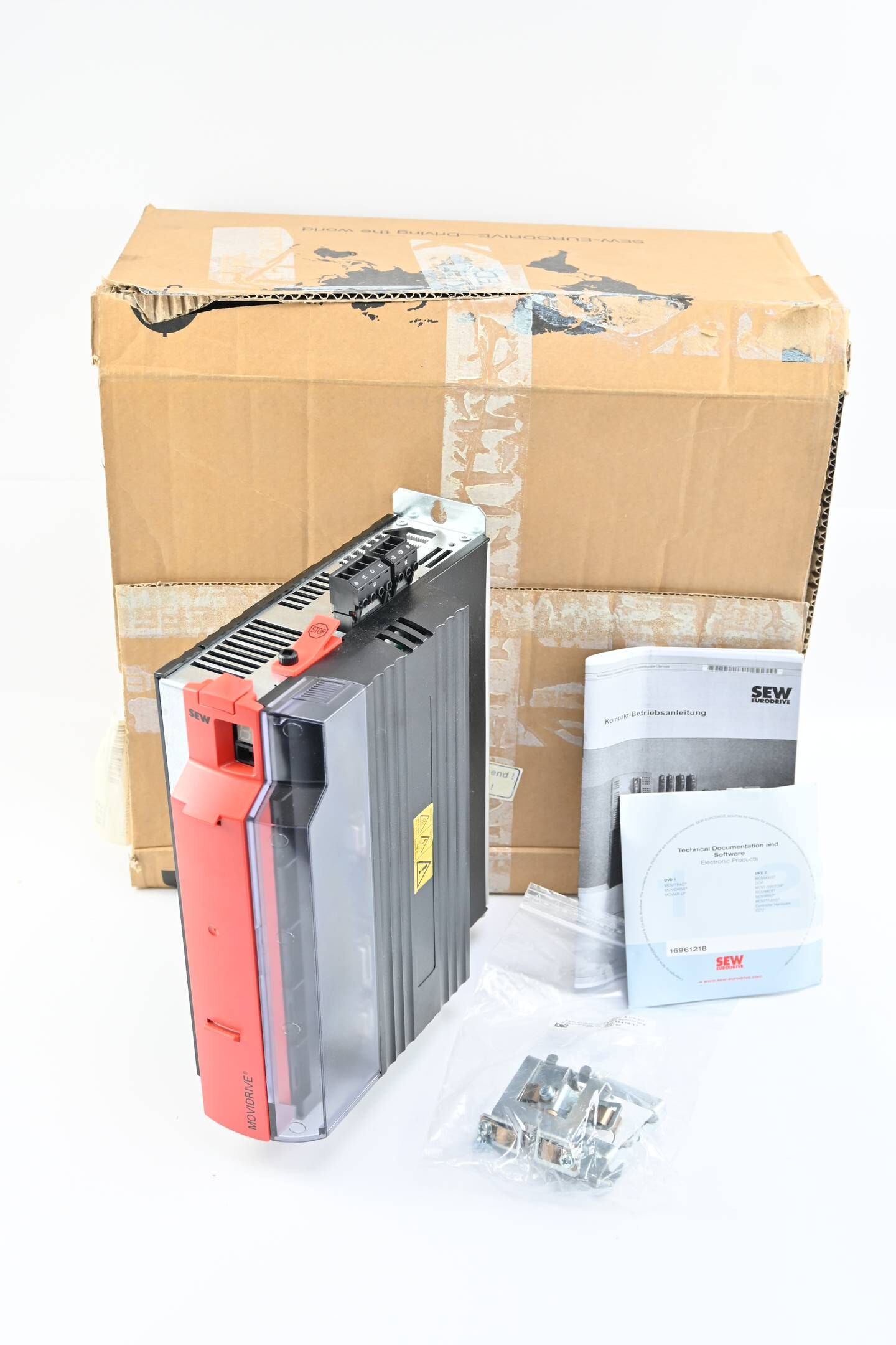 SEW-Eurodrive Movidrive B Umrichter MDX61B0011-5A3-4-00/DER11B/DFP21B 