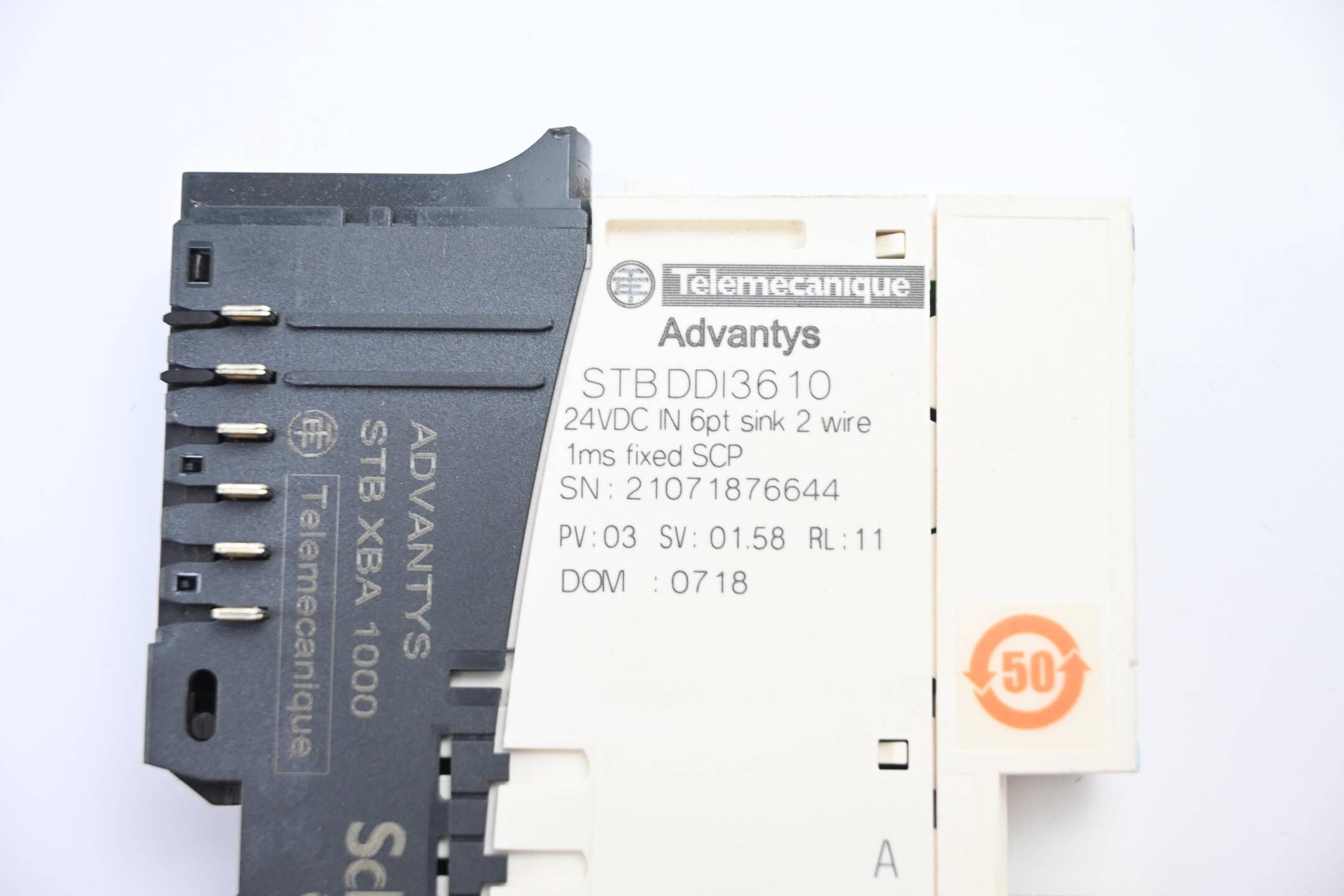 Schneider Electric / Telemecanique Eingangsmodul STBDDI3610 inkl. STBXBA1000