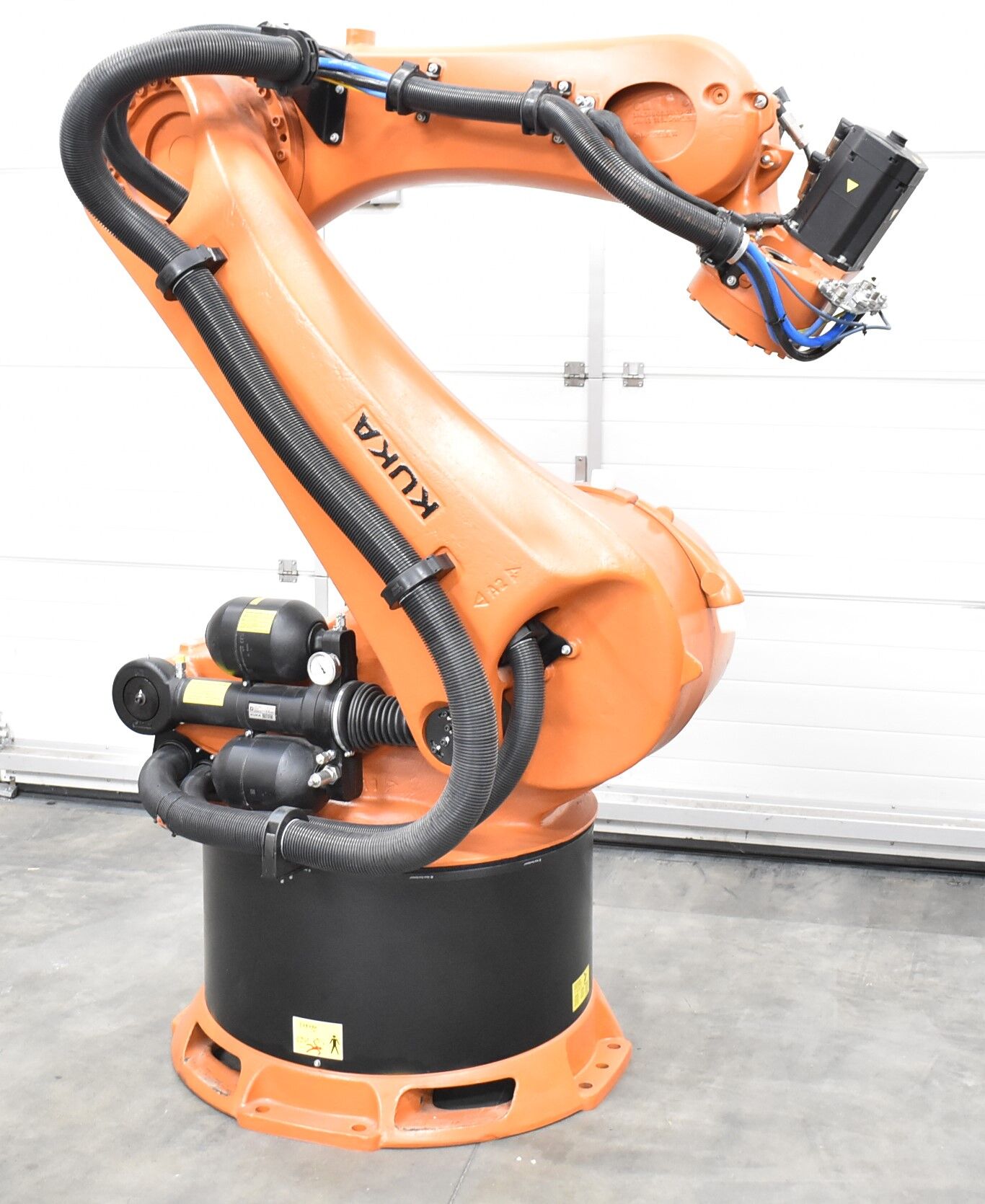 Kuka Roboter KR 470-2 PA + Schaltschrank KR C4 + Bedienpanel 00-168-334