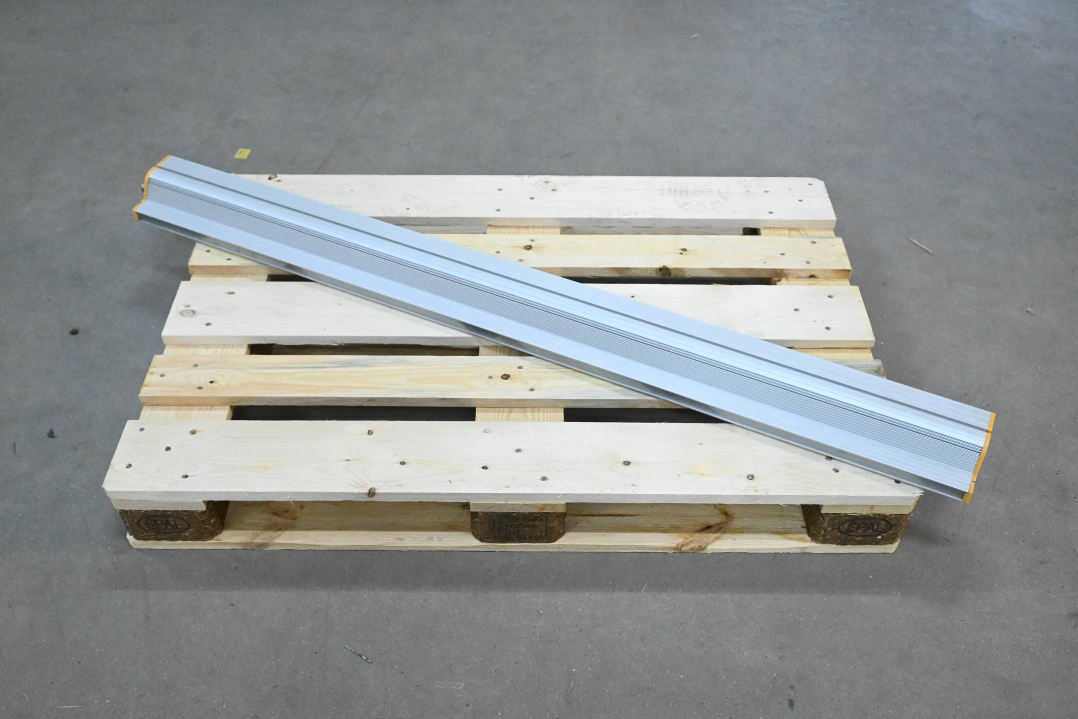 Effilux LED-Linienbeleuchtungsmodul EFFI-Line_V2.0-1500-000-P+