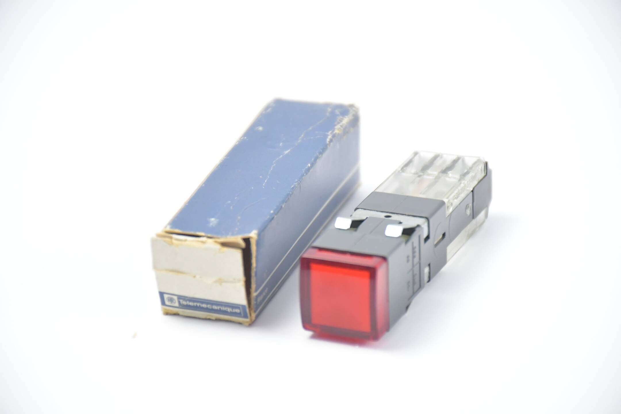 Telemecanique Stecker XBJV100 ( XBJV 100 )